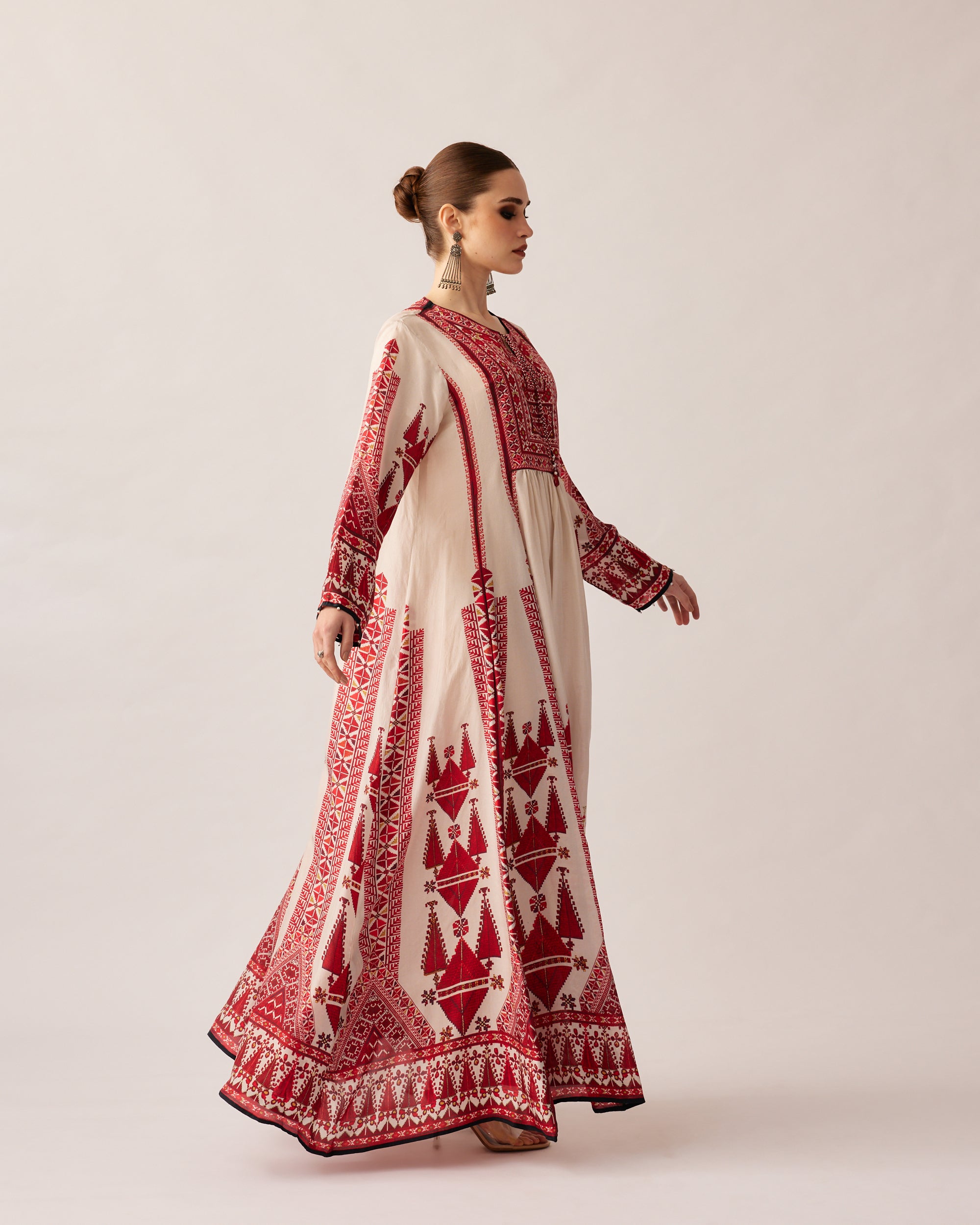 Bukhara : Anisha - Ivory/Red