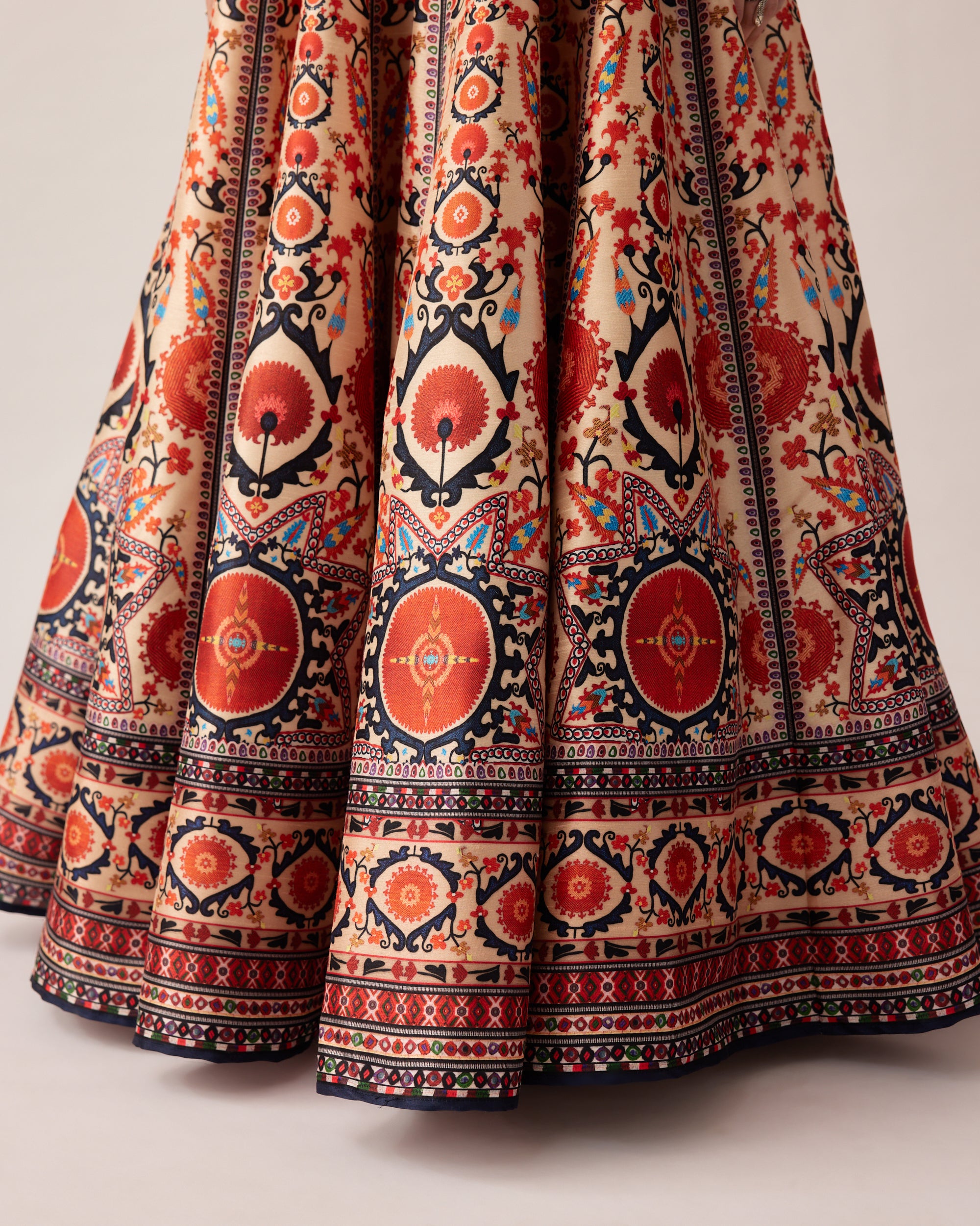 Bukhara : Leela - Rust