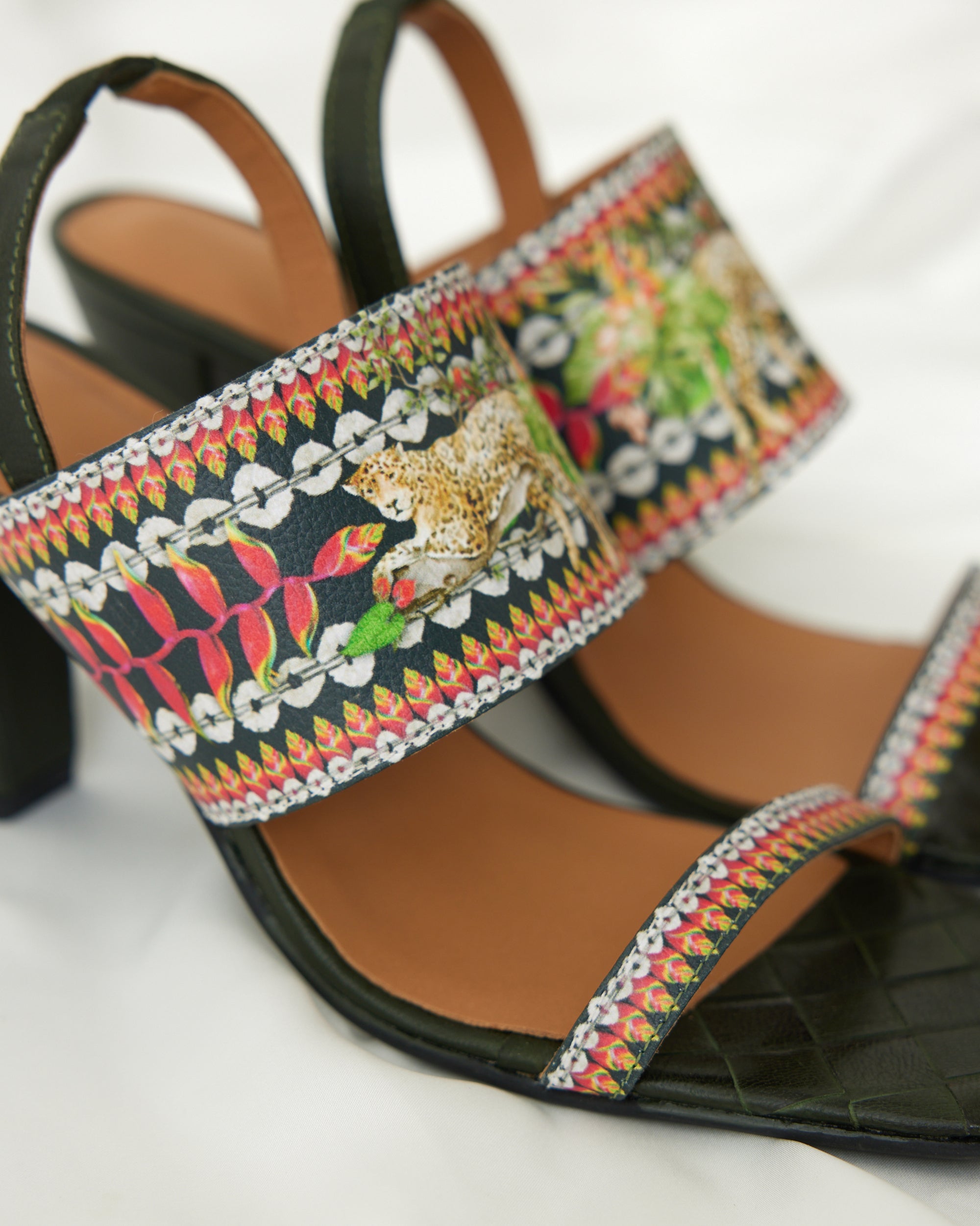 Love in Portofino (Heliconia) - Heels : Black