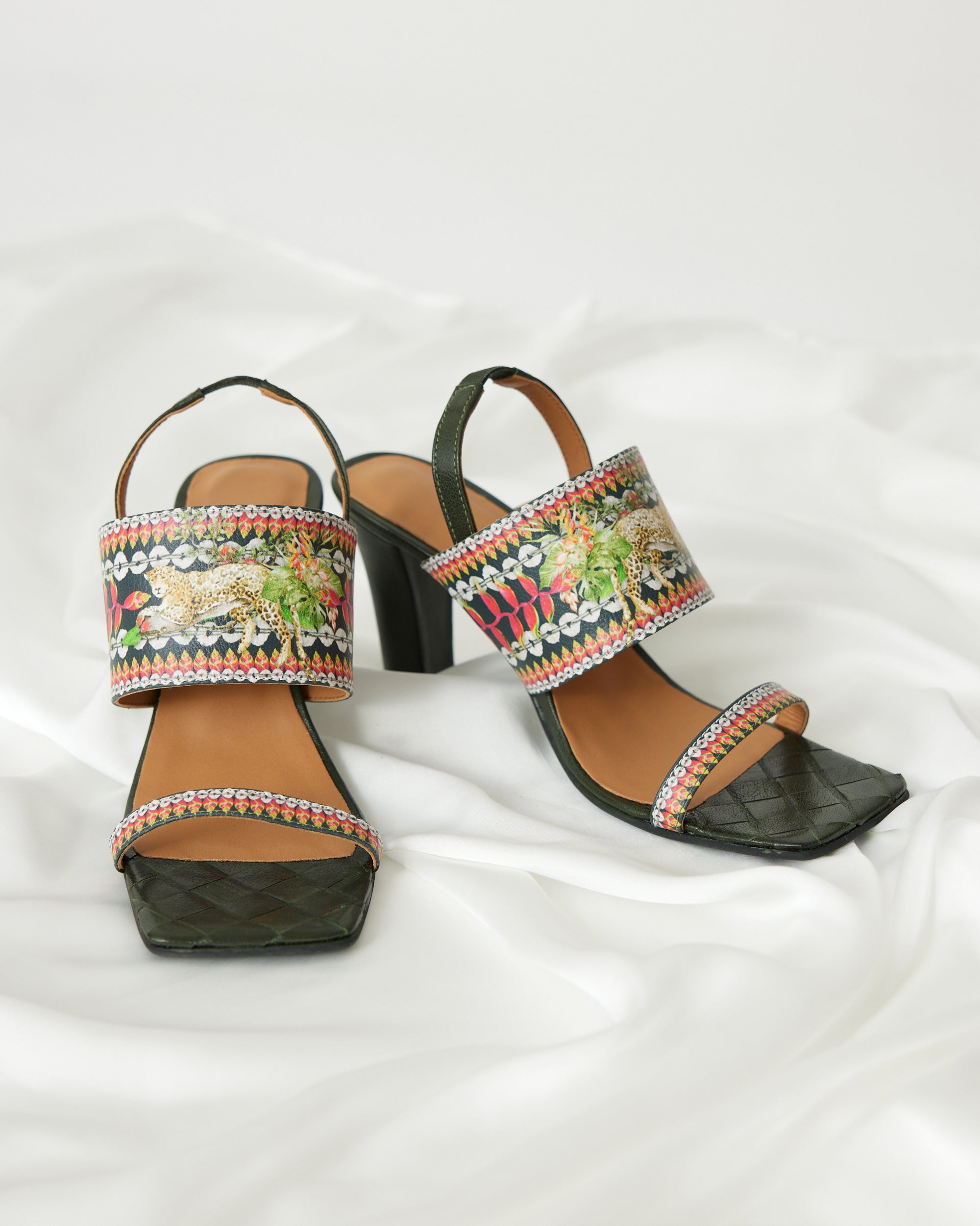 Love in Portofino (Heliconia) - Heels : Black