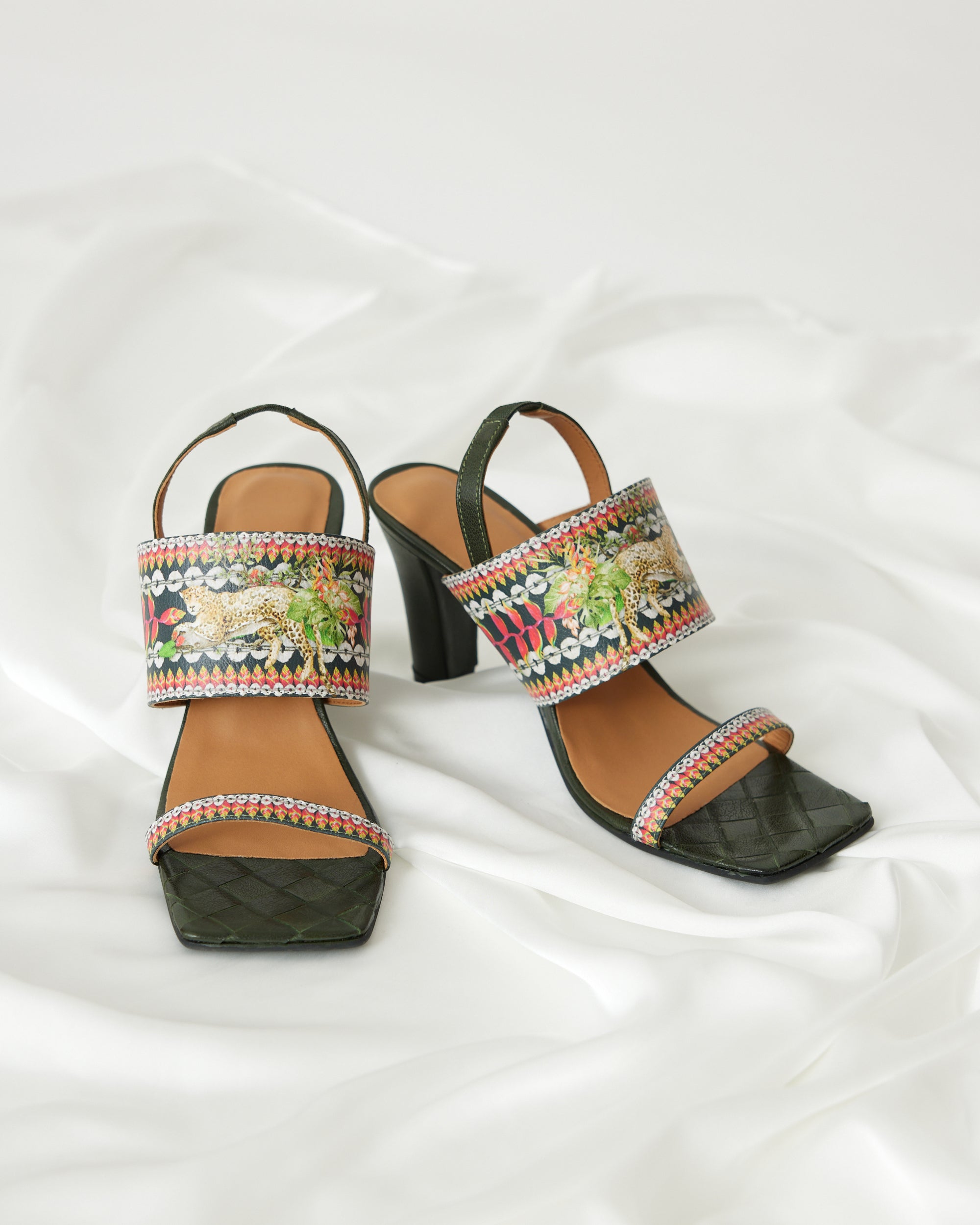 Love in Portofino (Heliconia) - Heels : Black