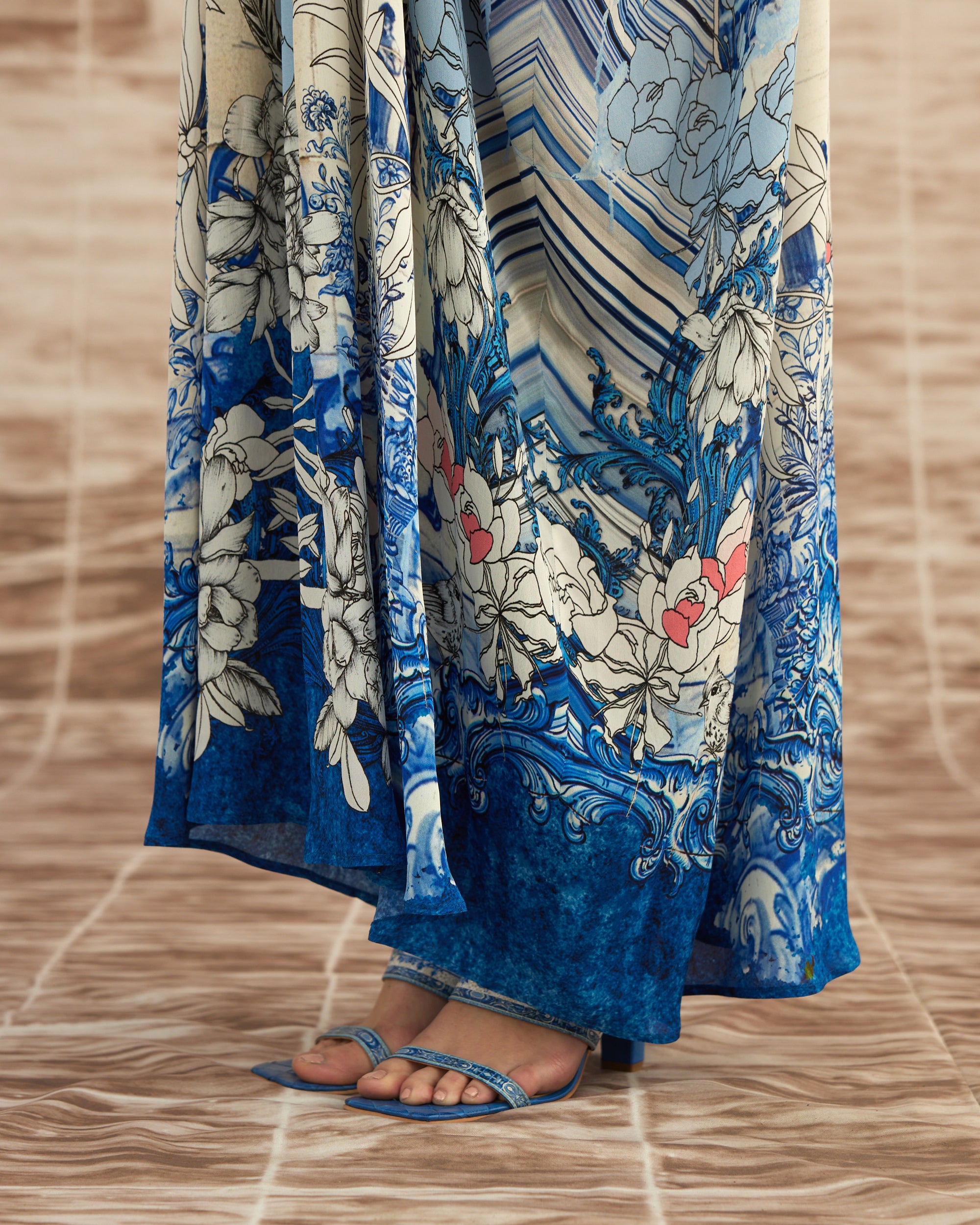 Love in Portofino (Portofino) : Imama - Blue/Coral