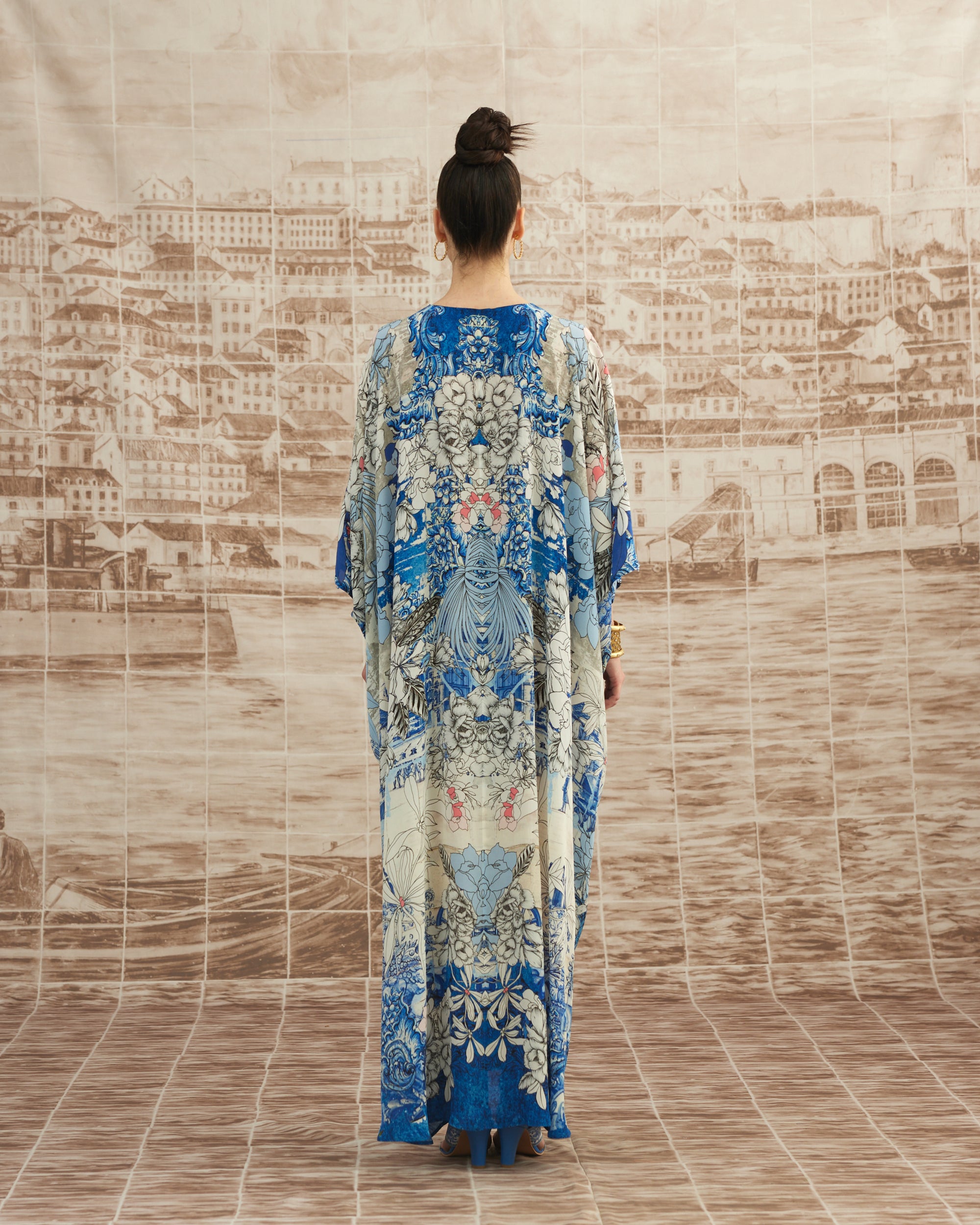 Love in Portofino (Portofino) : Imama - Blue/Coral