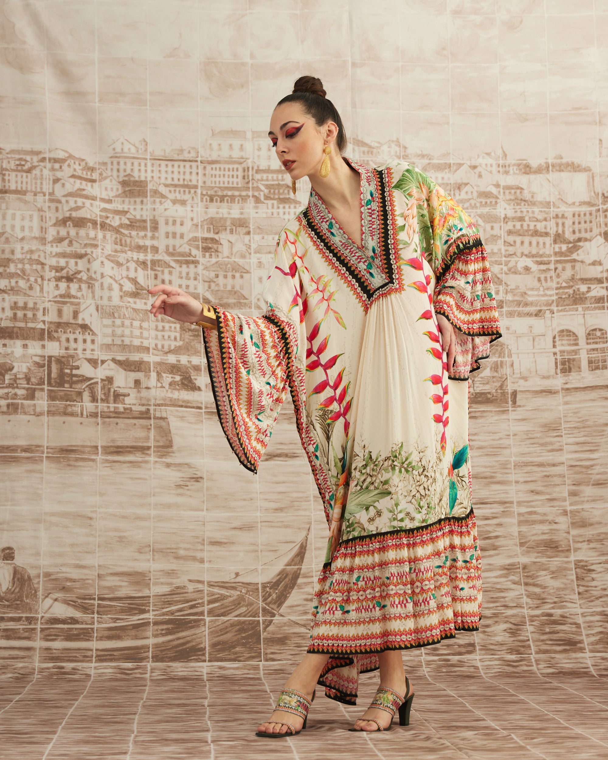 Love in Portofino (Heliconia) : Imaki - Ivory