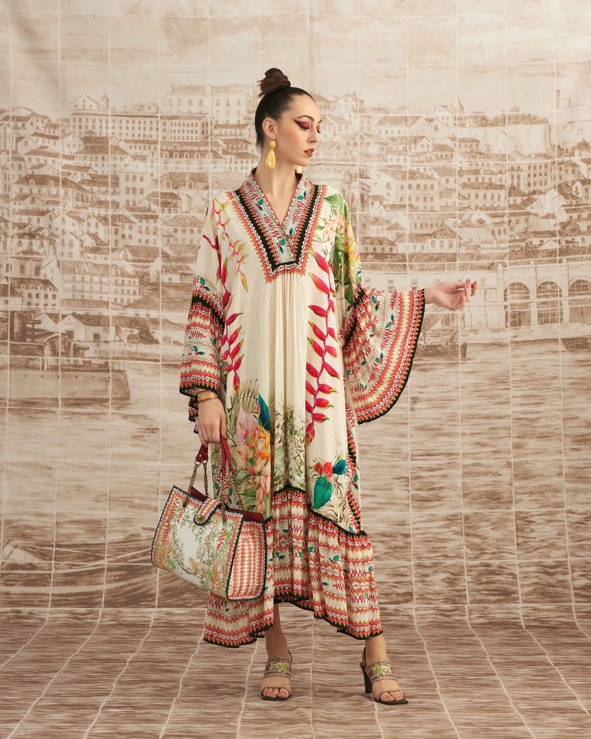 Love in Portofino (Heliconia) : Imaki - Ivory