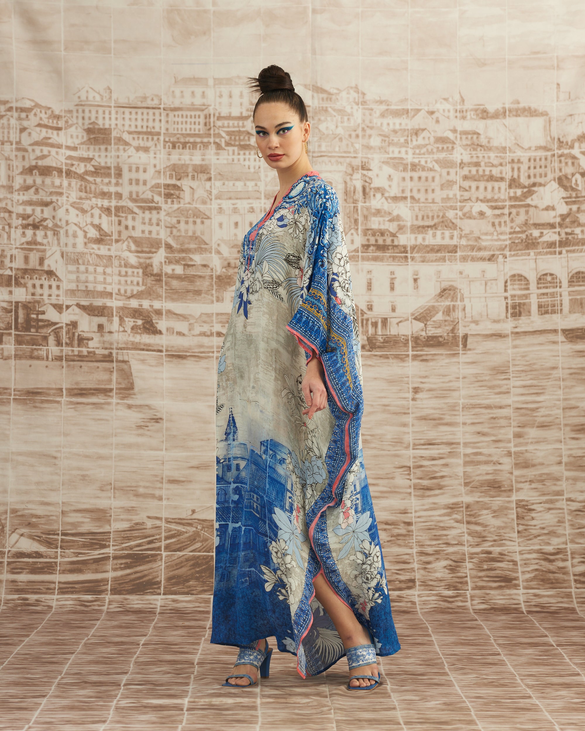 Love in Portofino (Portofino) : Elenor - Blue/Coral