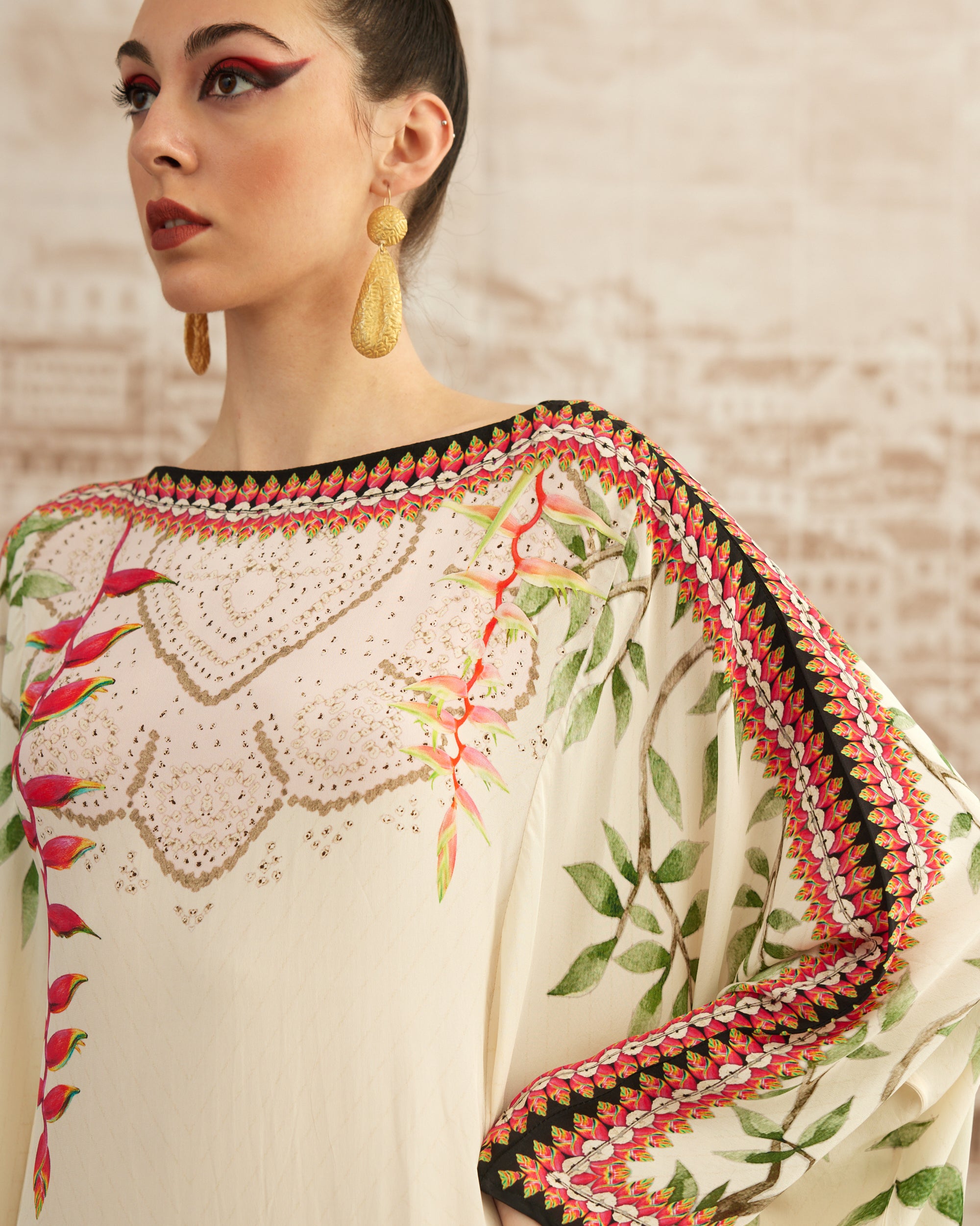 Love in Portofino (Heliconia) : Aayat - Ivory