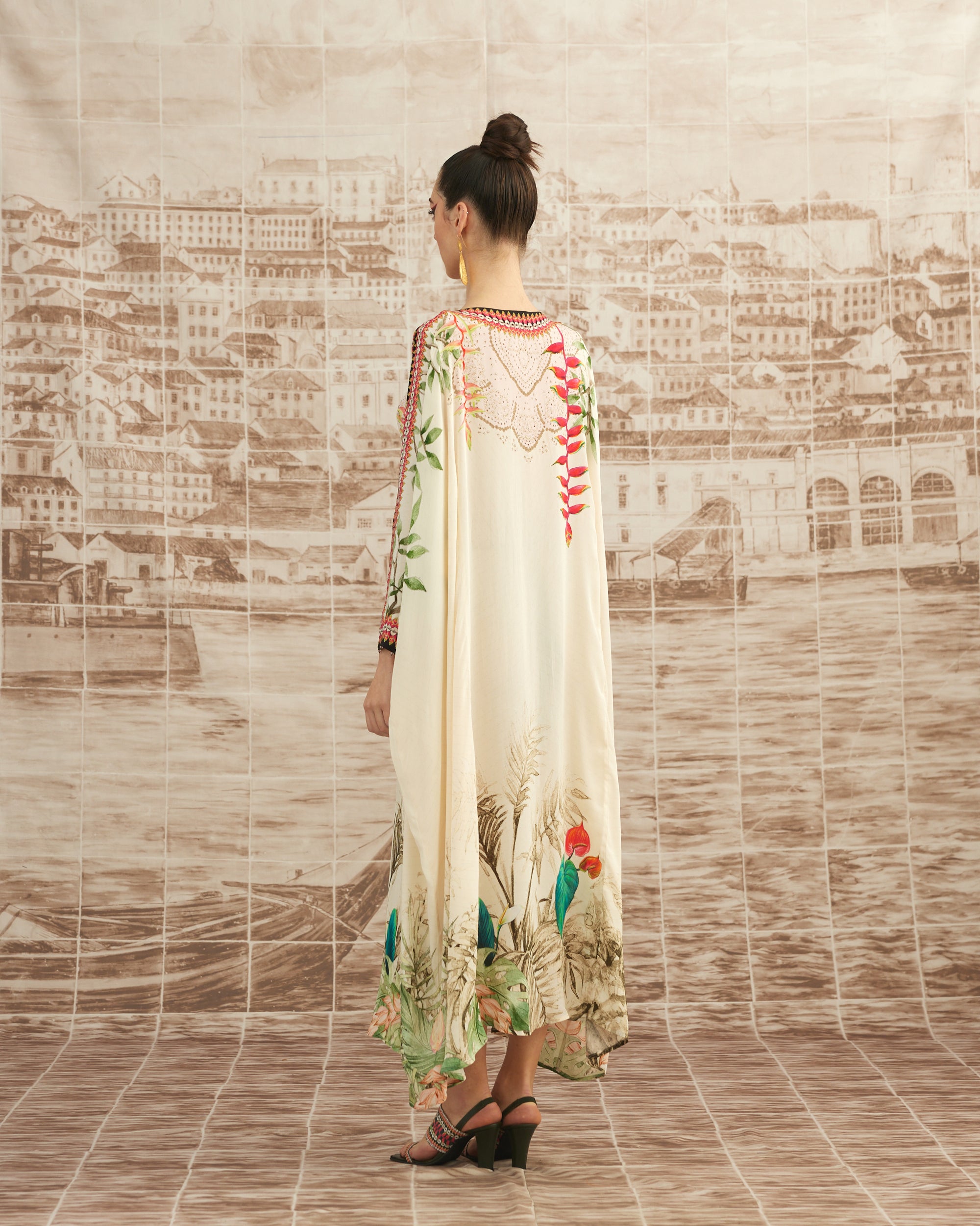 Love in Portofino (Heliconia) : Aayat - Ivory