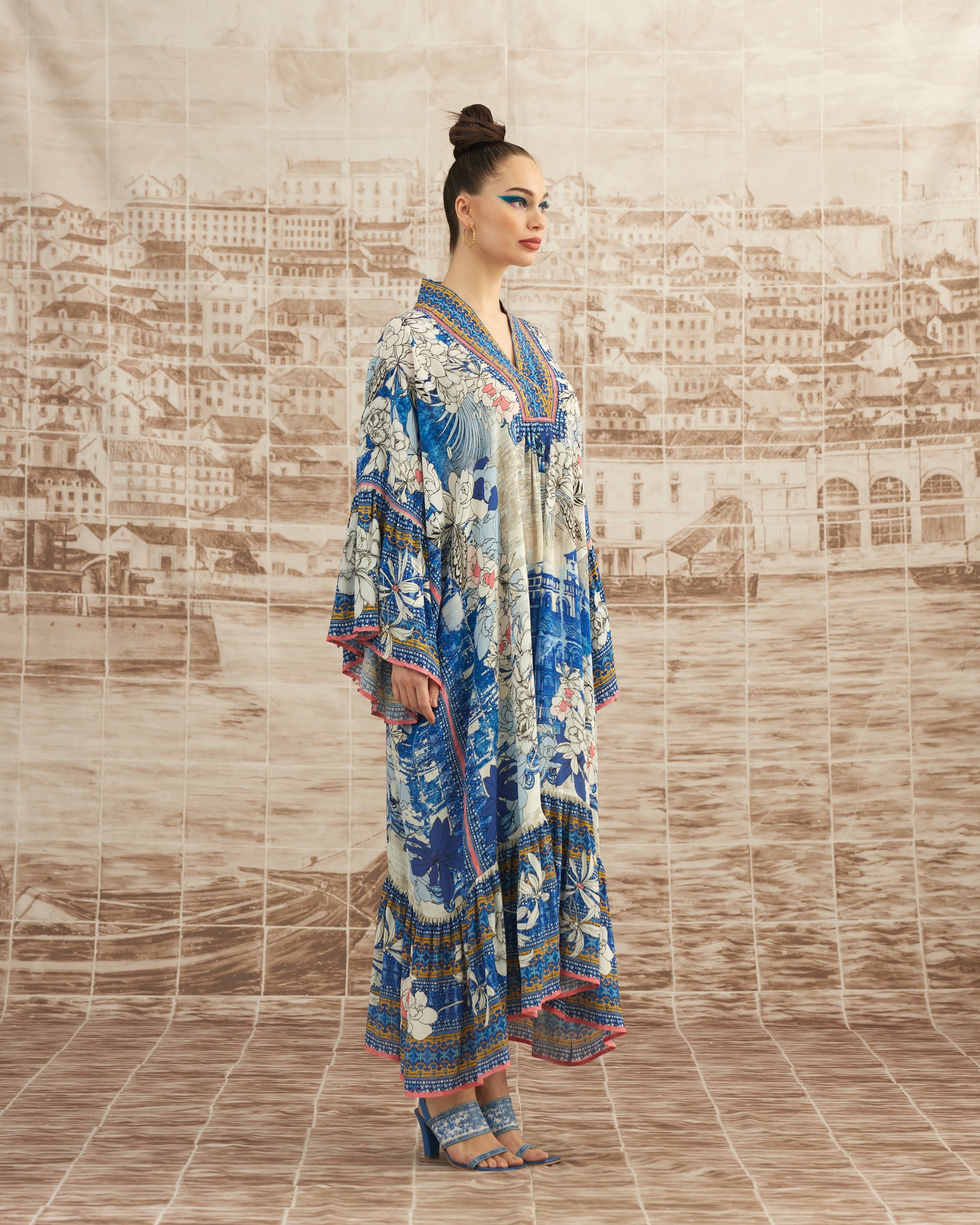 Love in Portofino (Portofino) : Imaki - Blue/Coral
