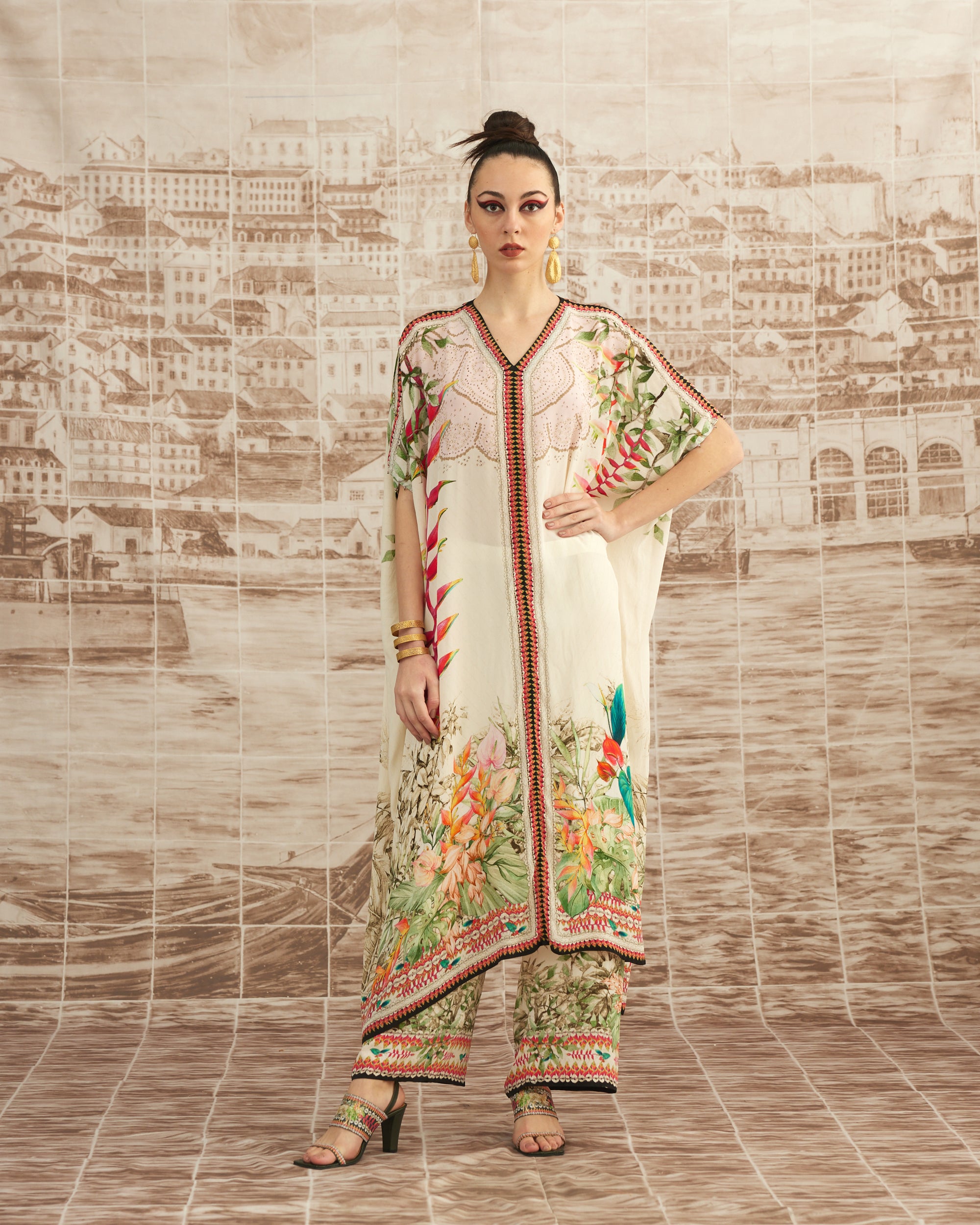 Love in Portofino (Heliconia) : Majida - Ivory
