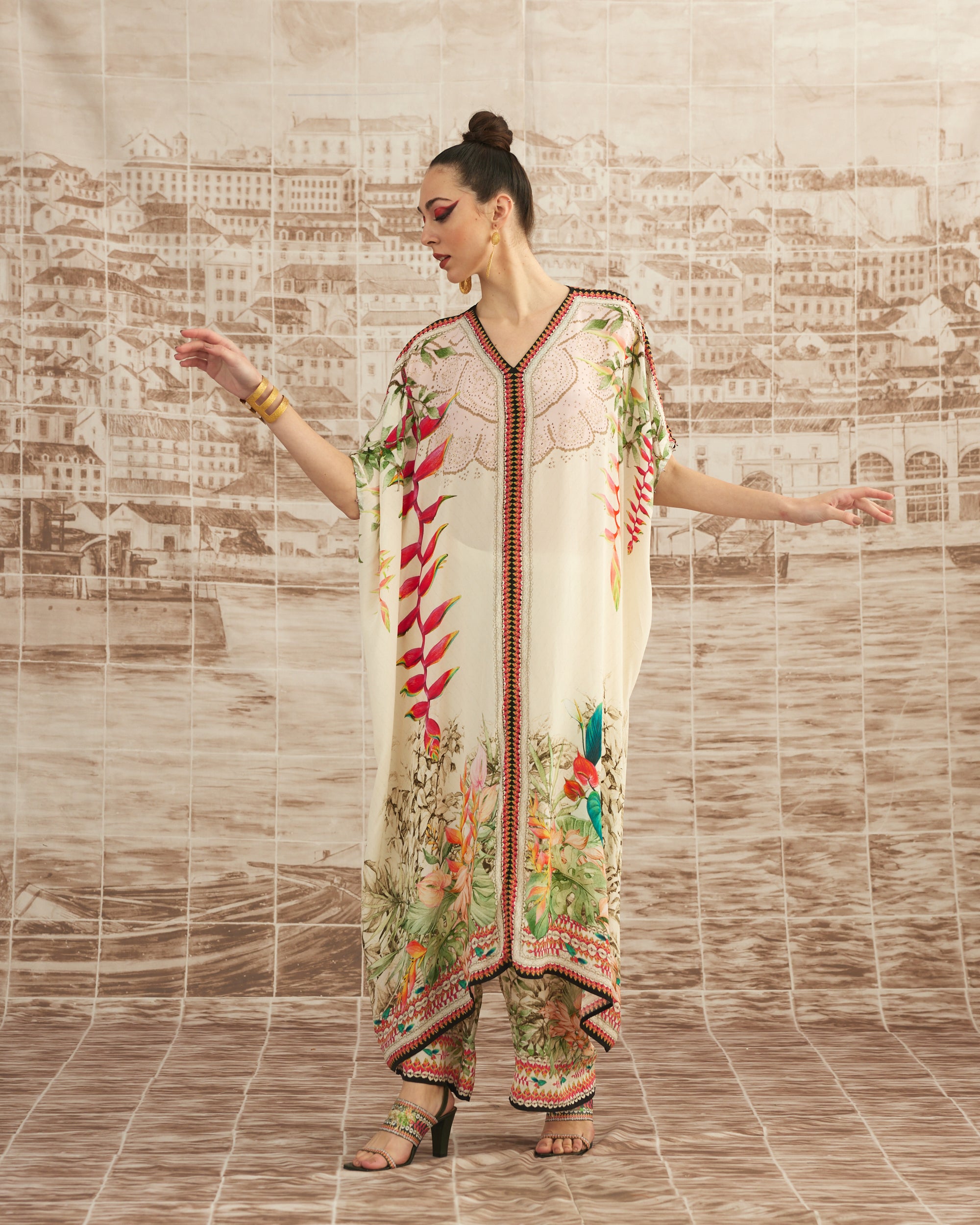 Love in Portofino (Heliconia) : Majida - Ivory