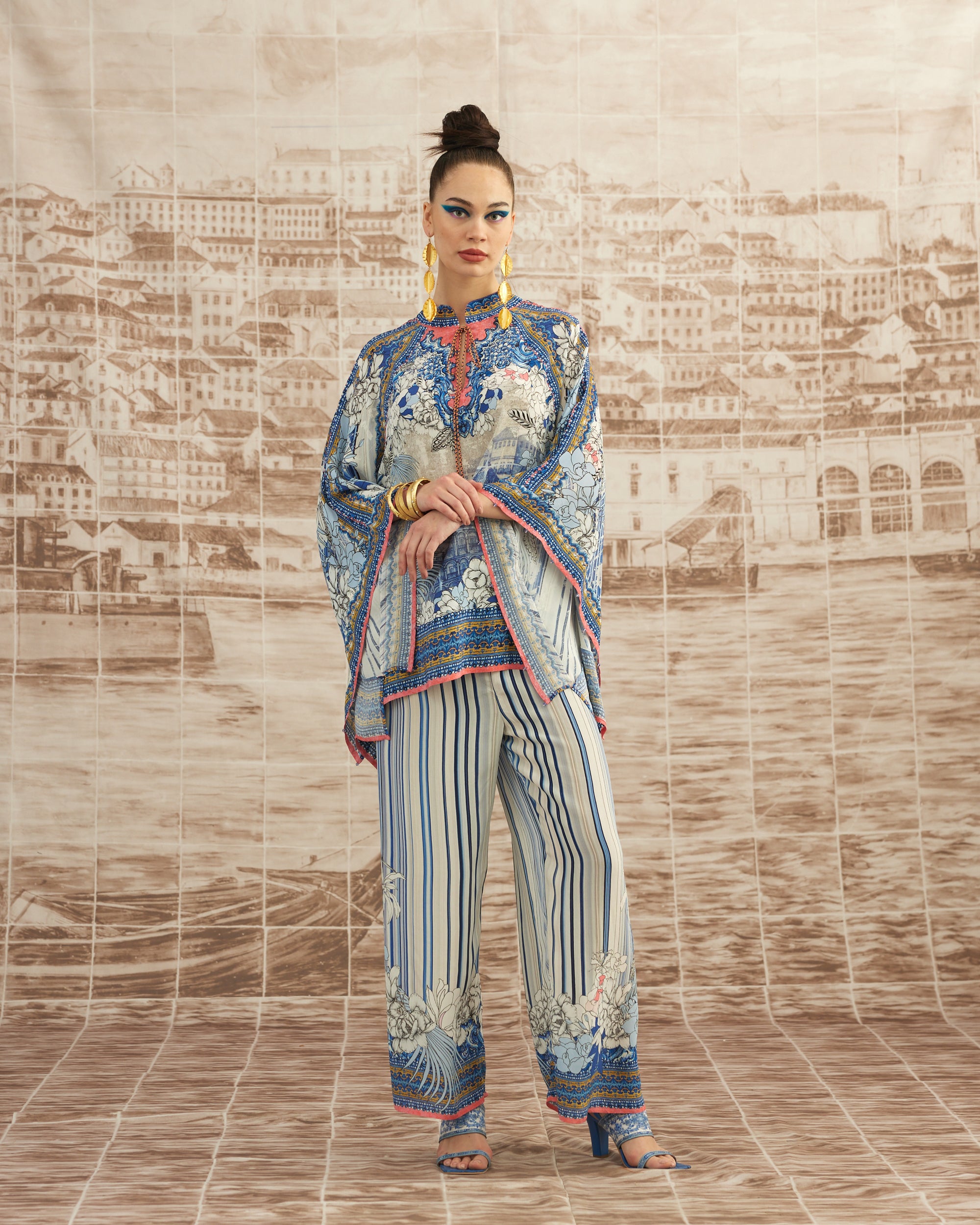 Love in Portofino (Portofino) : Ramona - Blue/Coral