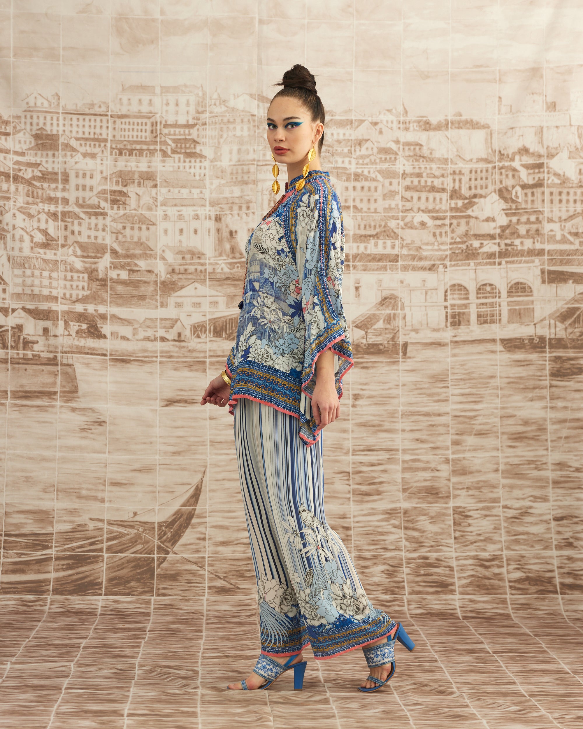 Love in Portofino (Portofino) : Ramona - Blue/Coral