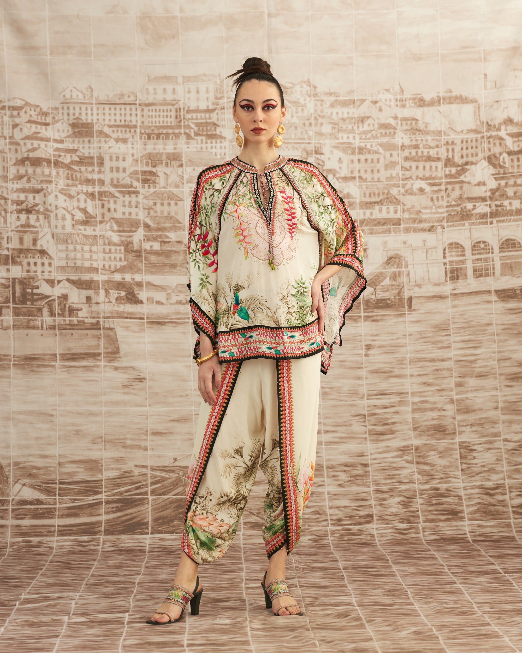 Love in Portofino (Heliconia) : Ramona Sonth - Ivory