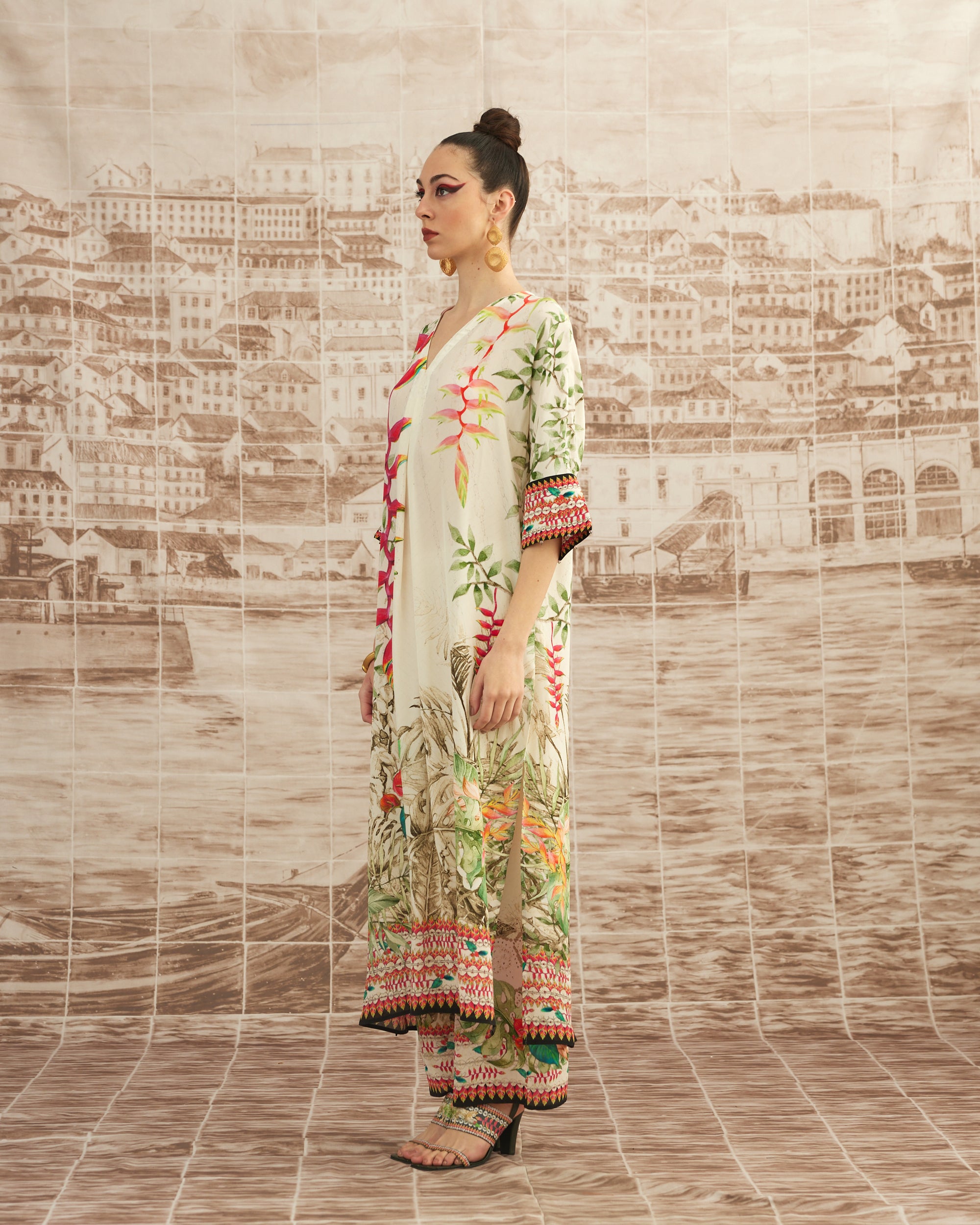 Love in Portofino (Heliconia) : Banera - Ivory