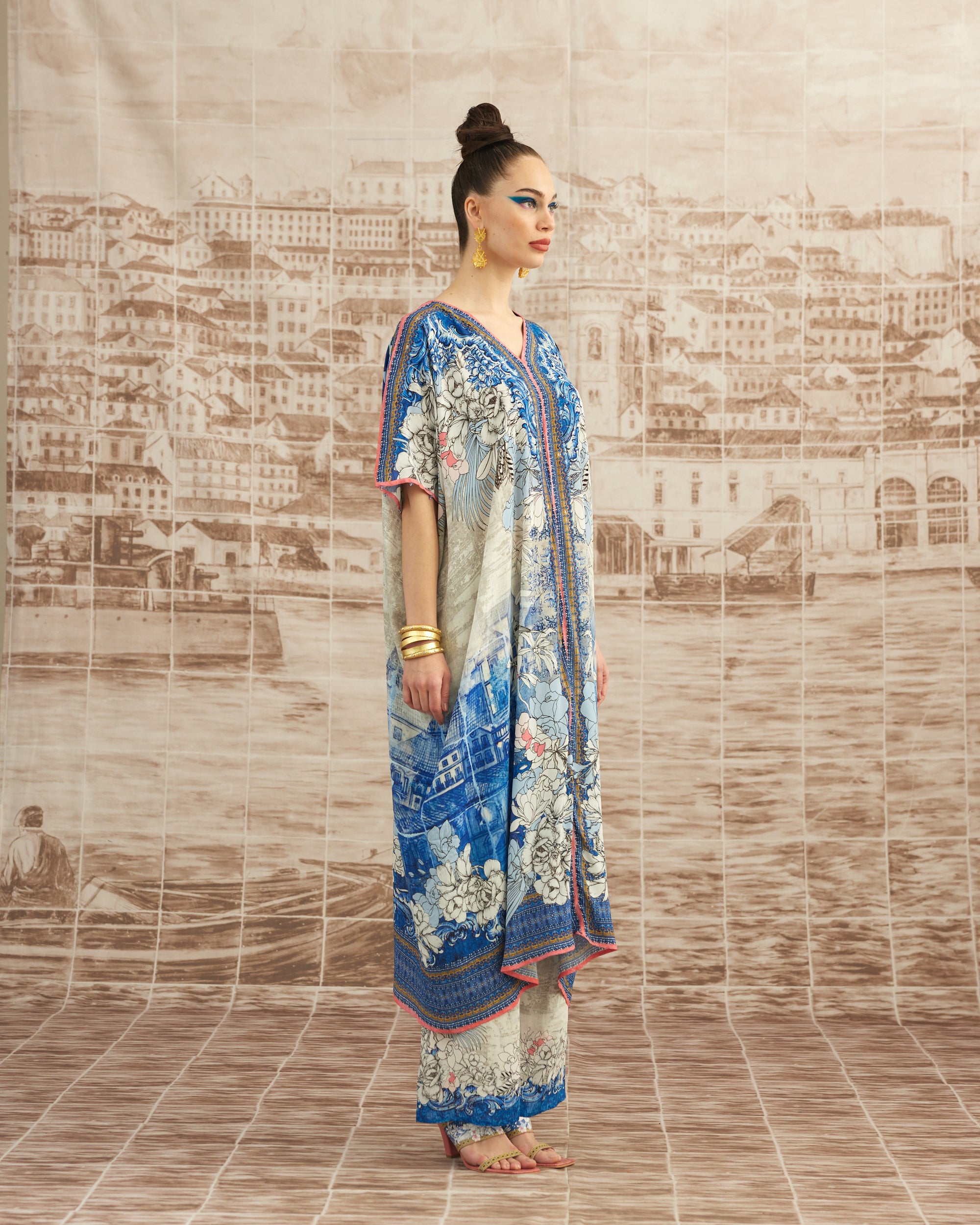 Love in Portofino (Portofino) : Majida - Blue/Coral