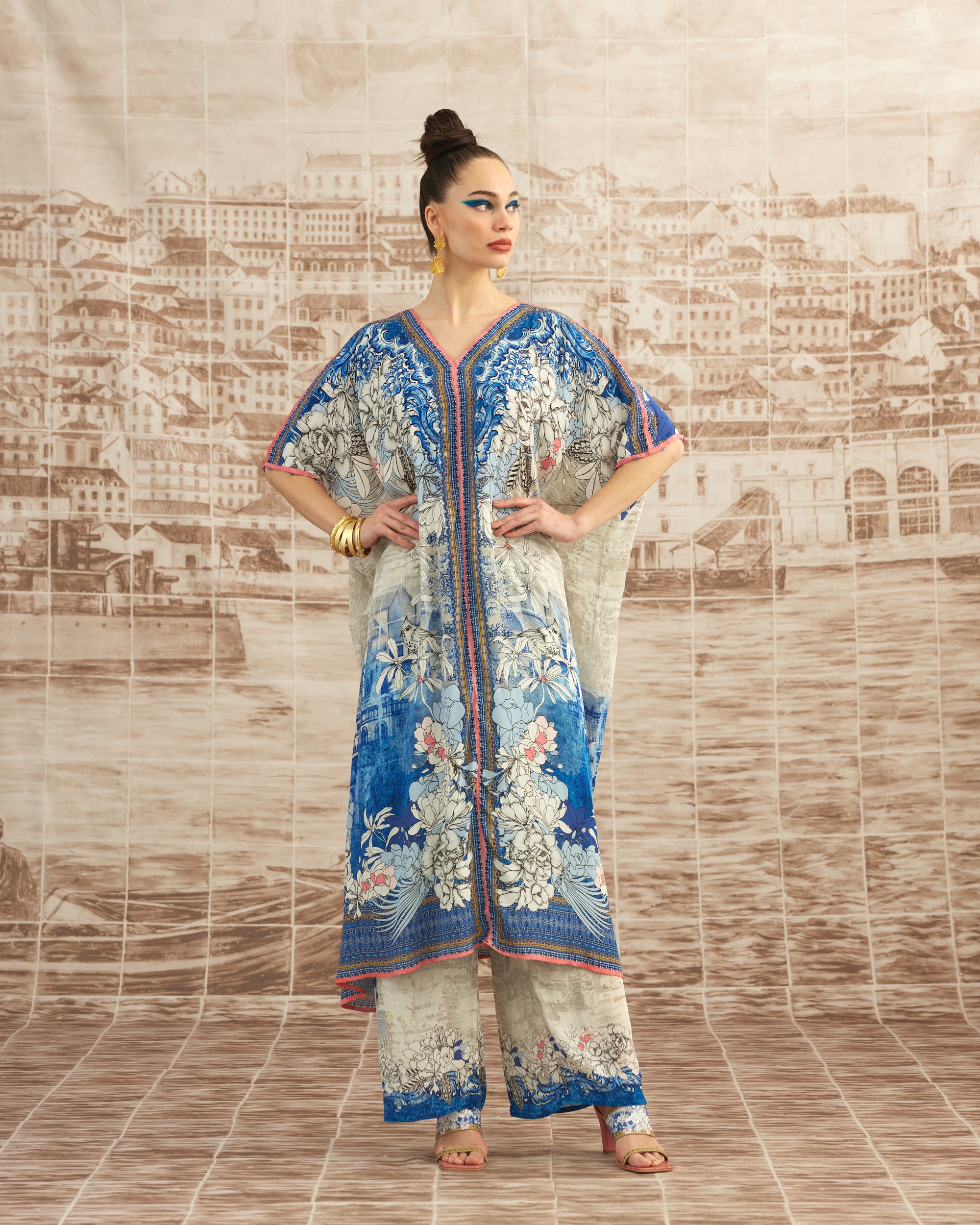 Love in Portofino (Portofino) : Majida - Blue/Coral