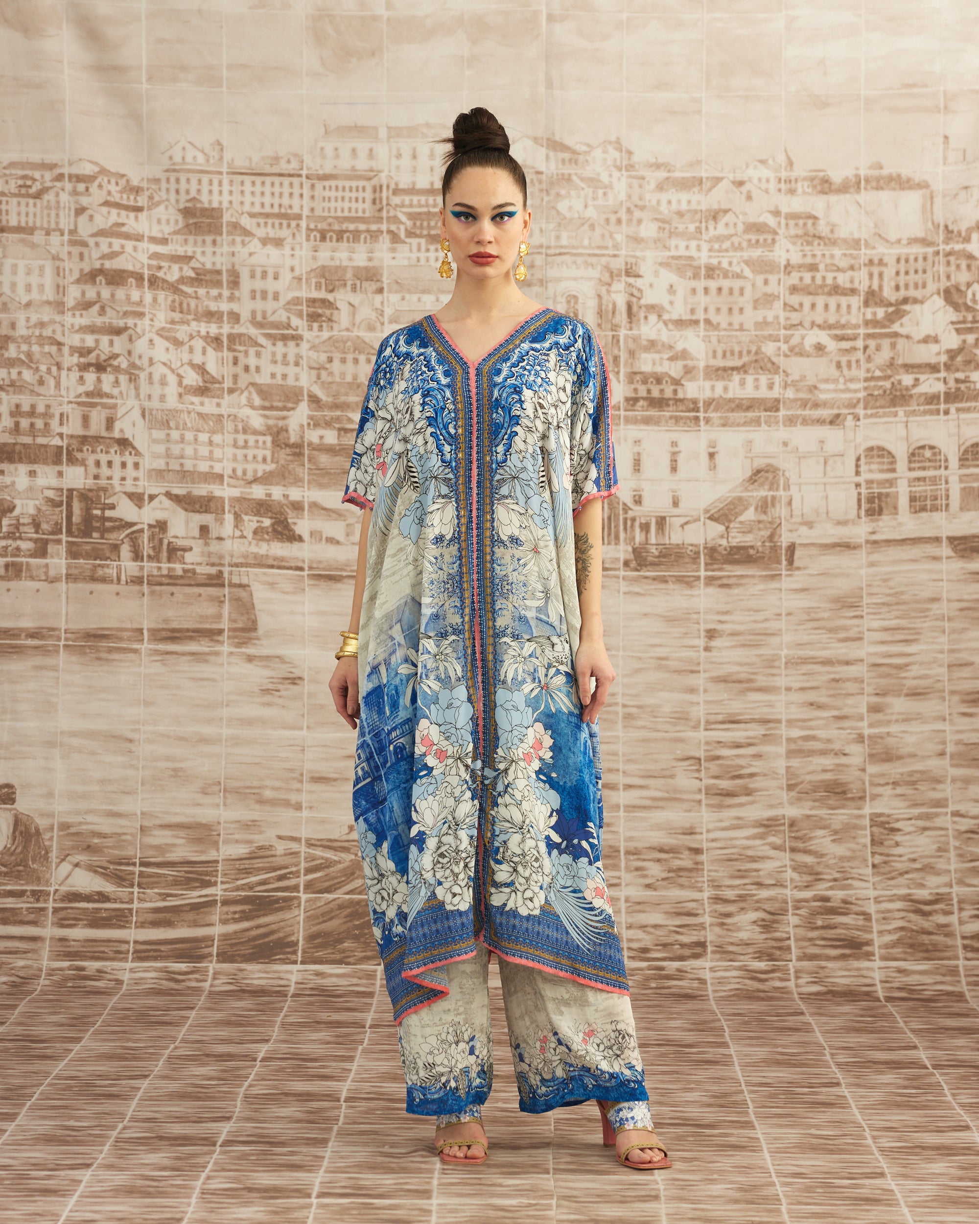 Love in Portofino (Portofino) : Majida - Blue/Coral