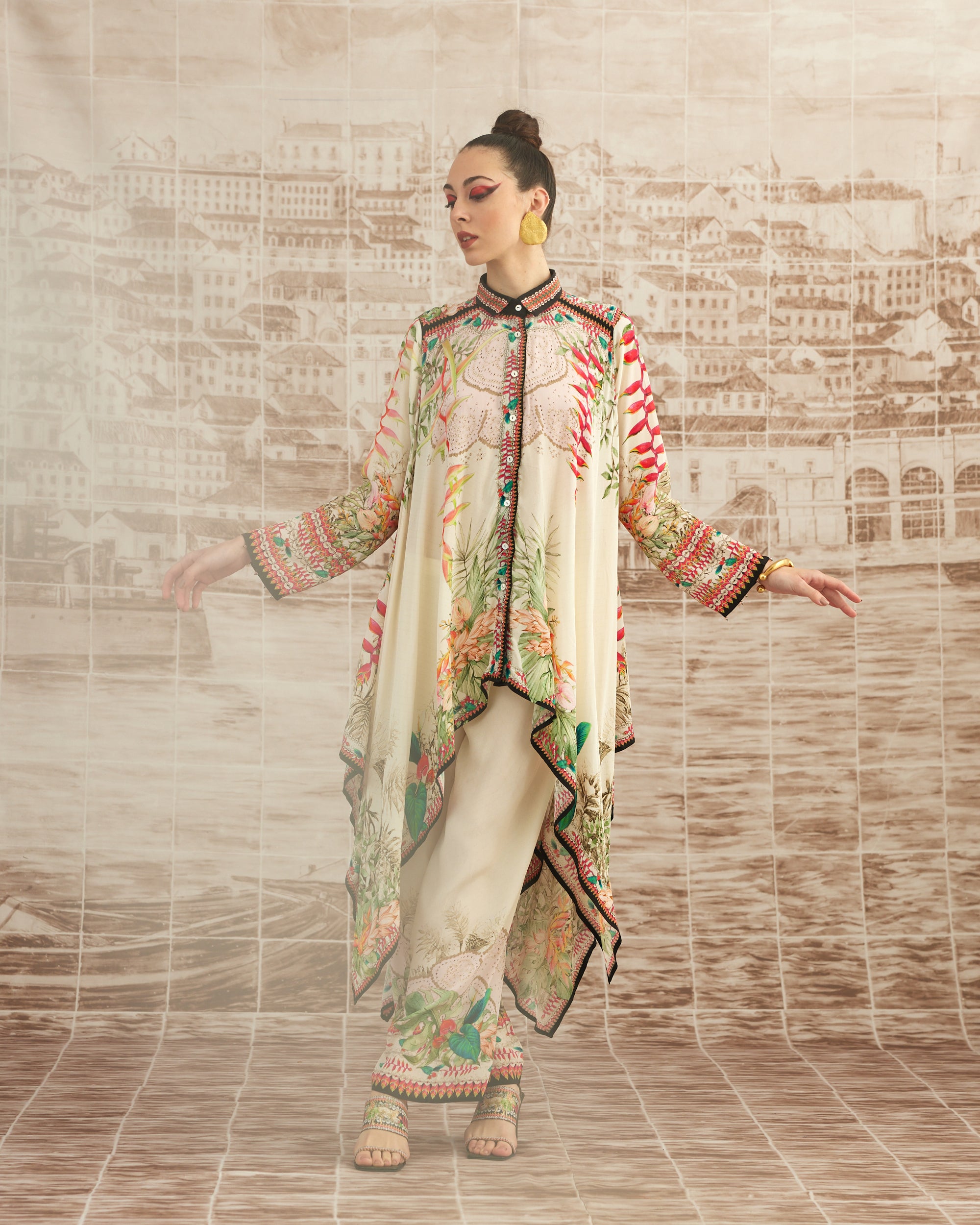 Love in Portofino (Heliconia) : Shibani - Ivory