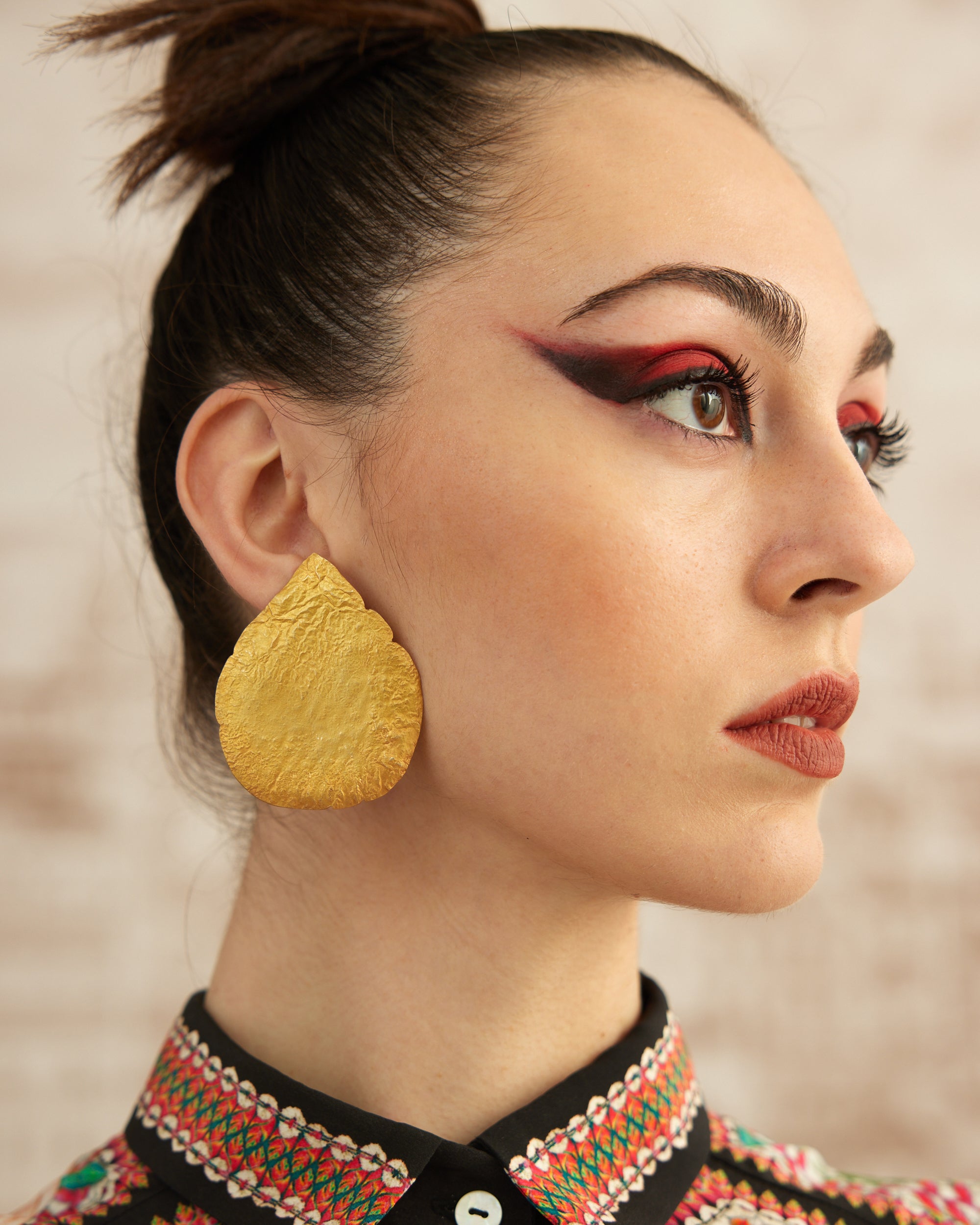 Love in Portofino (Heliconia) : Shibani - Ivory