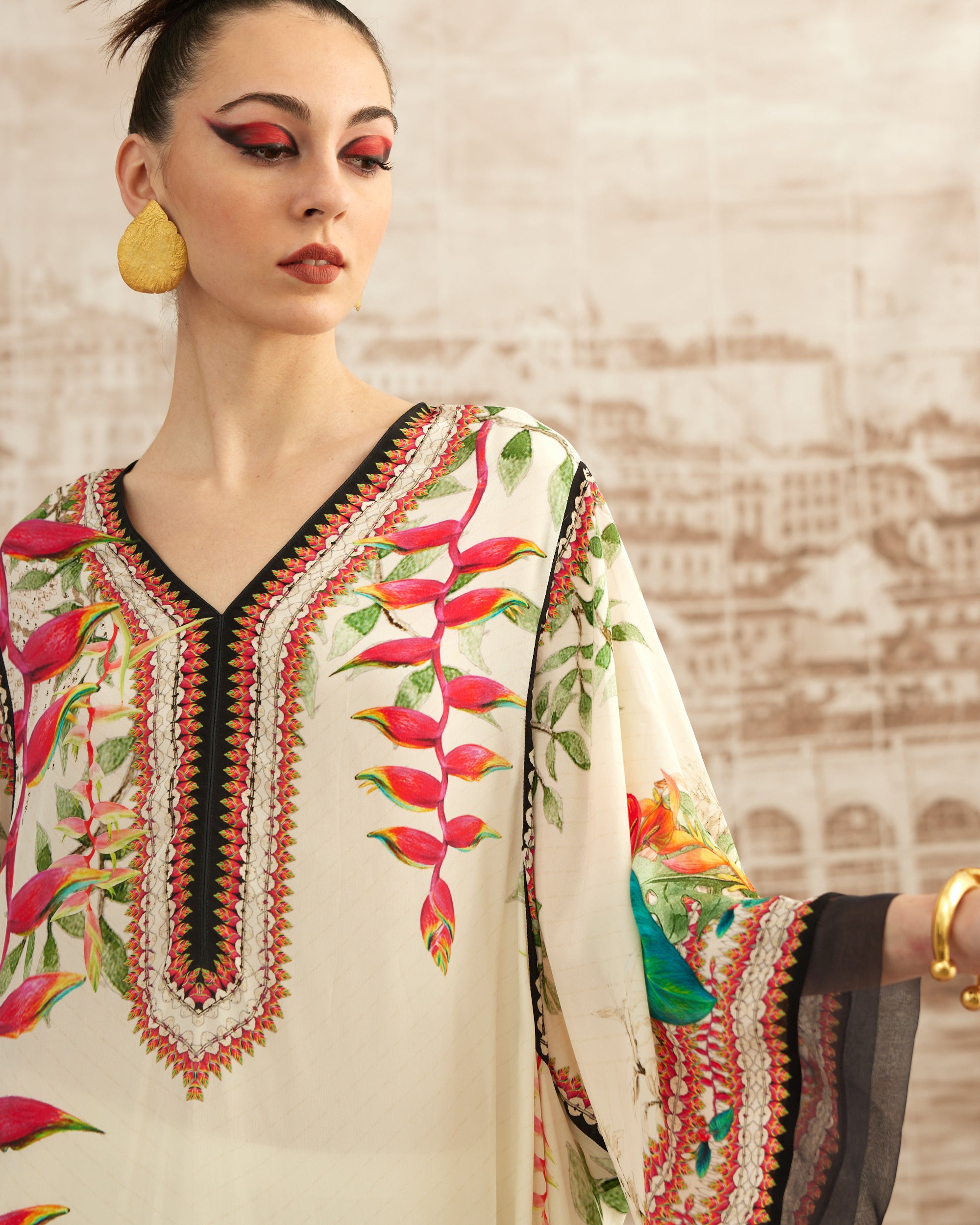 Love in Portofino (Heliconia) : Olivia - Ivory
