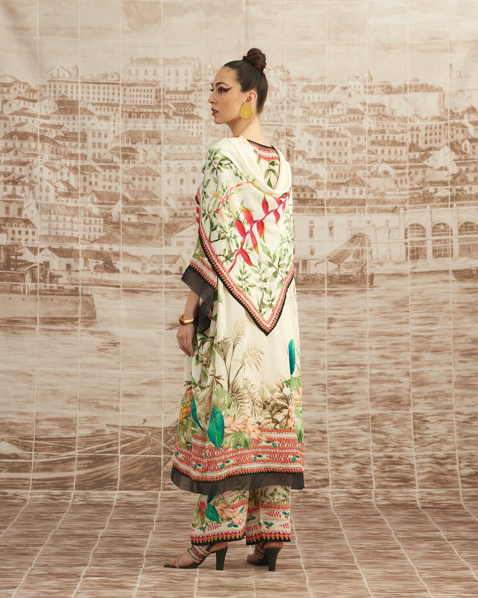 Love in Portofino (Heliconia) : Olivia - Ivory