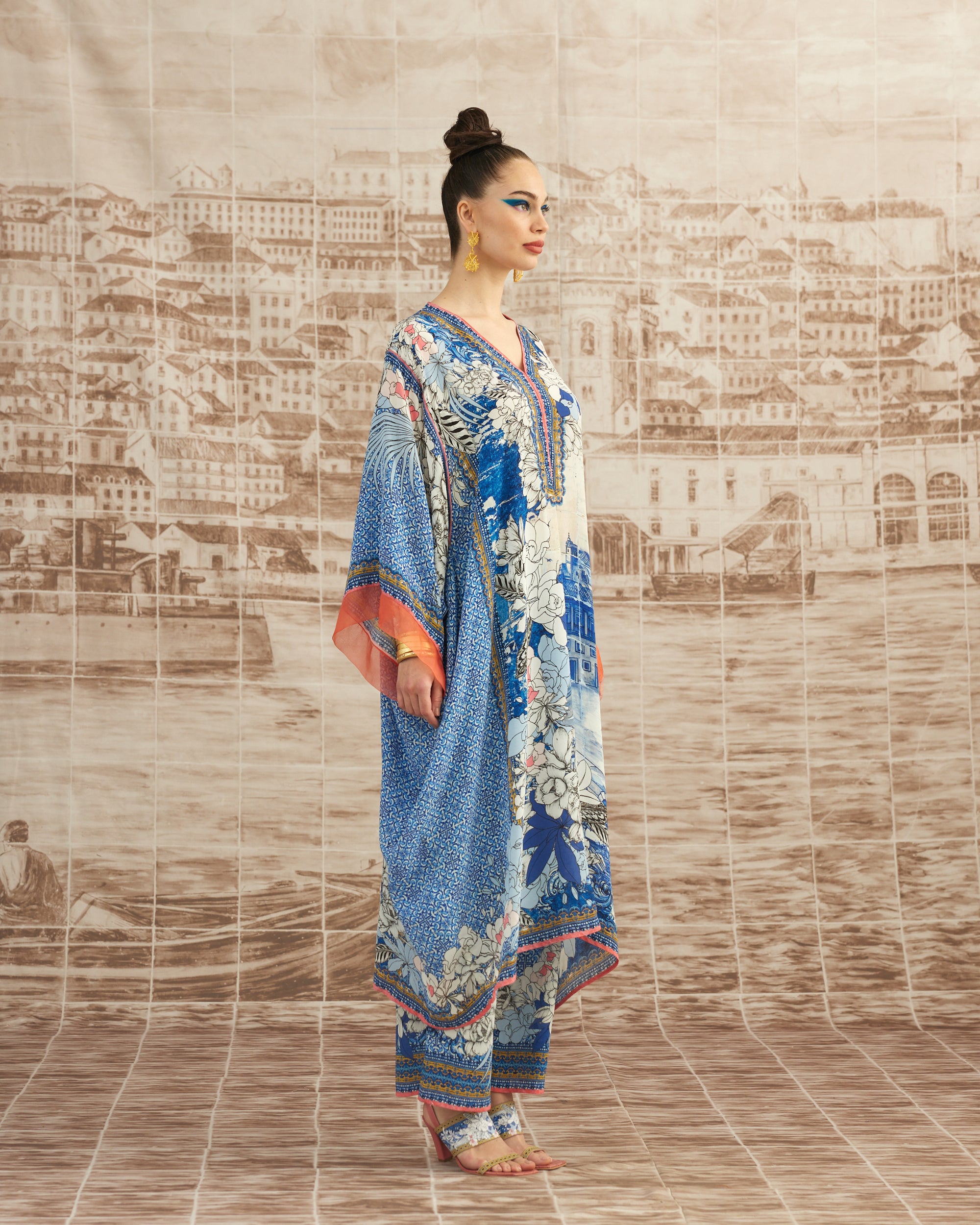 Love in Portofino (Portofino) : Olivia - Blue/Coral
