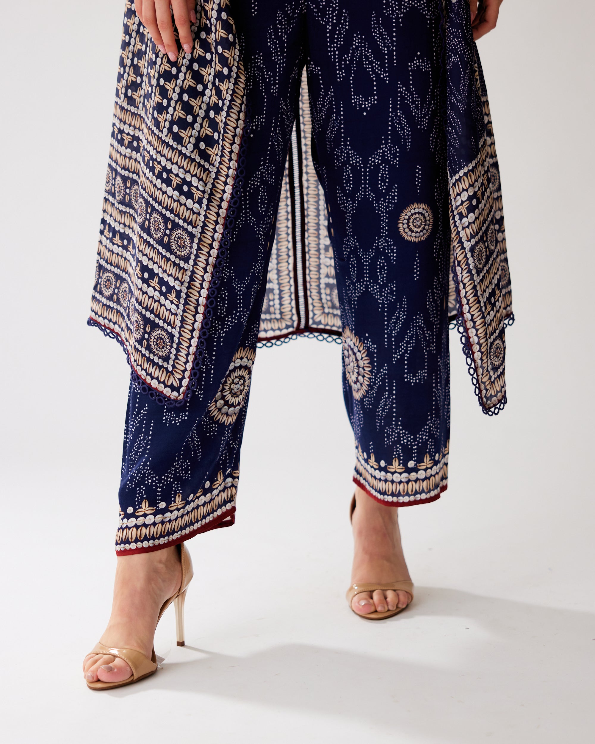 Zohra : Ursula - Navy