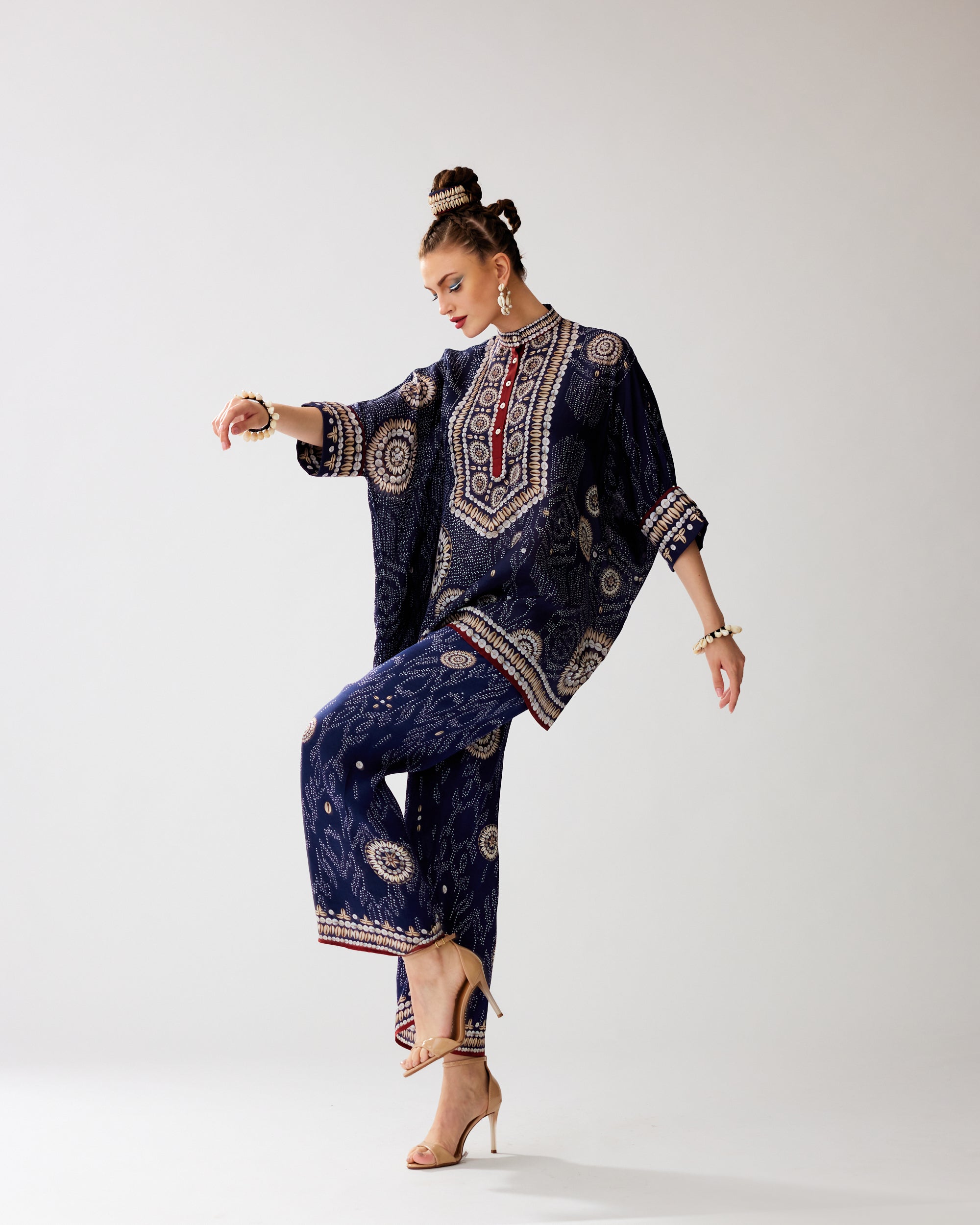 Zohra : Chanel - Navy