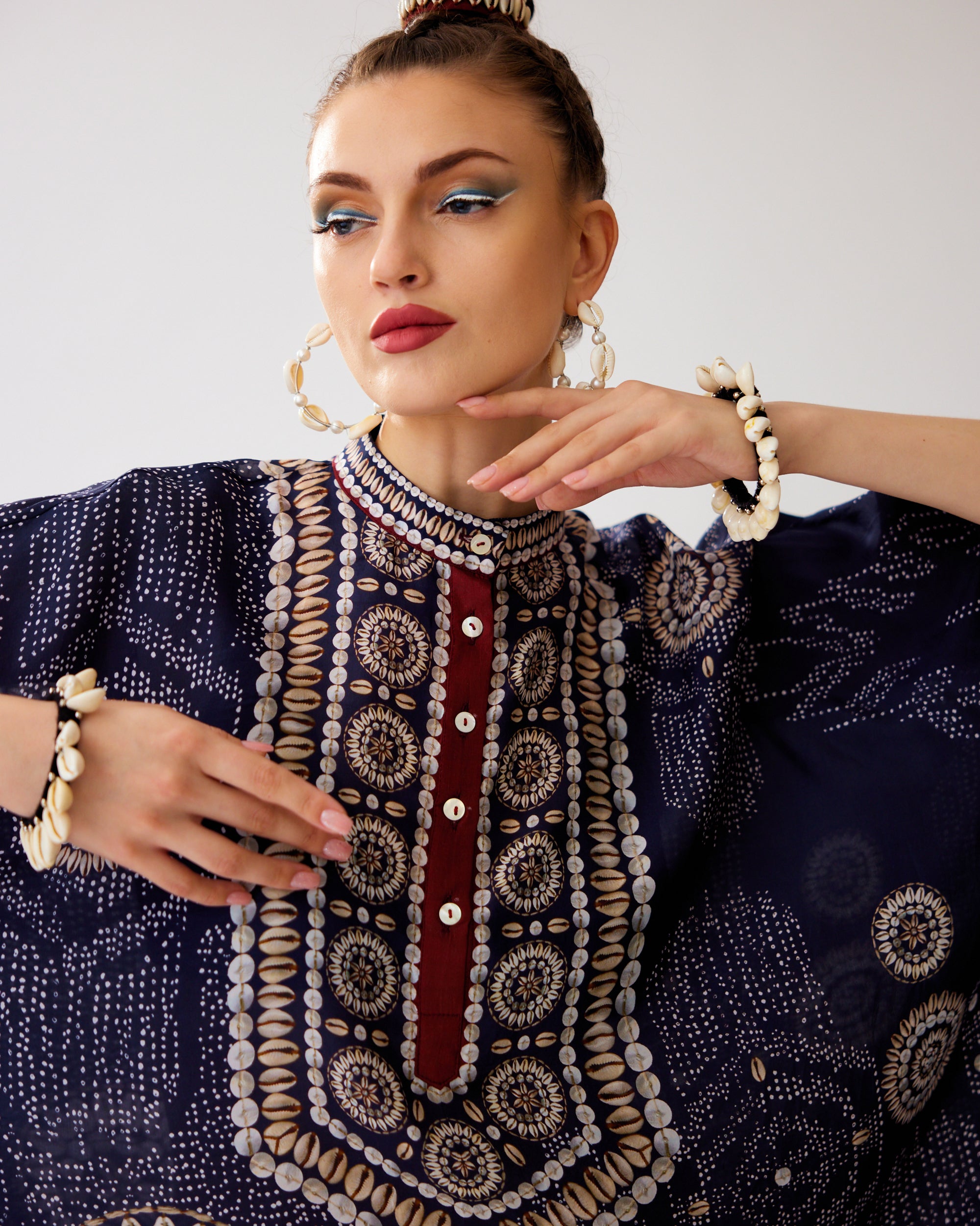 Zohra : Chanel - Navy