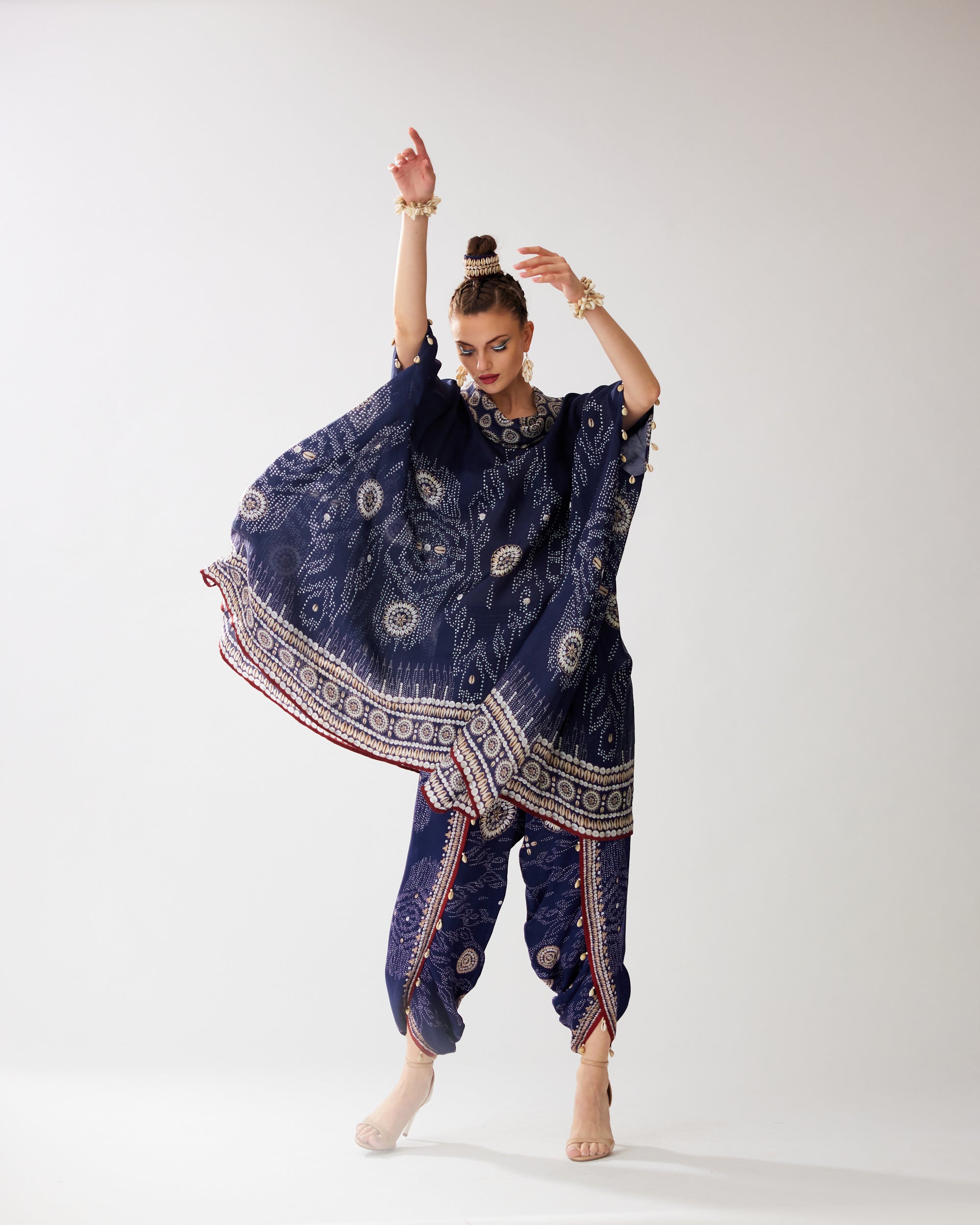 Zohra : Lavanya/Sonth - Navy