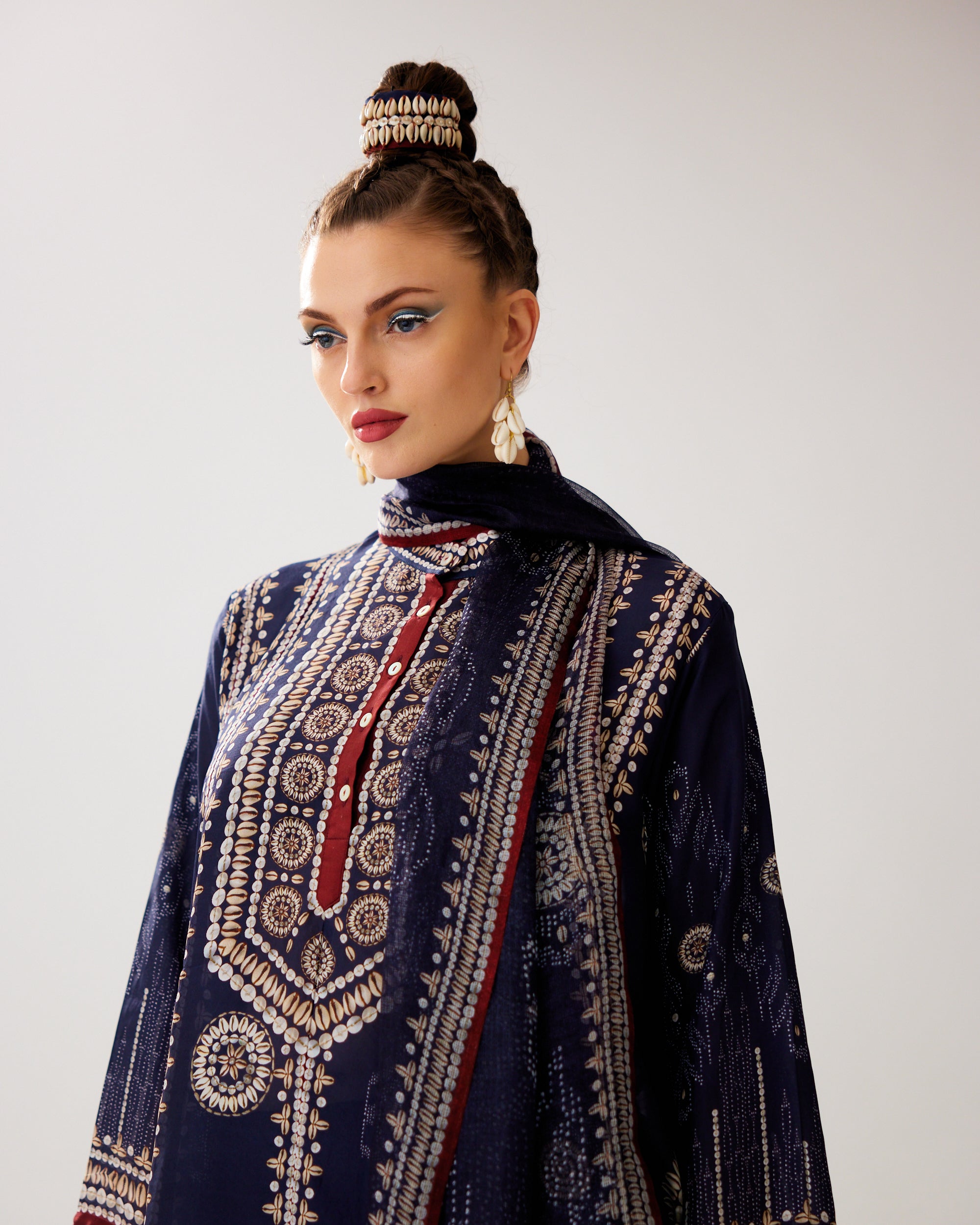 Zohra : Ada - Navy