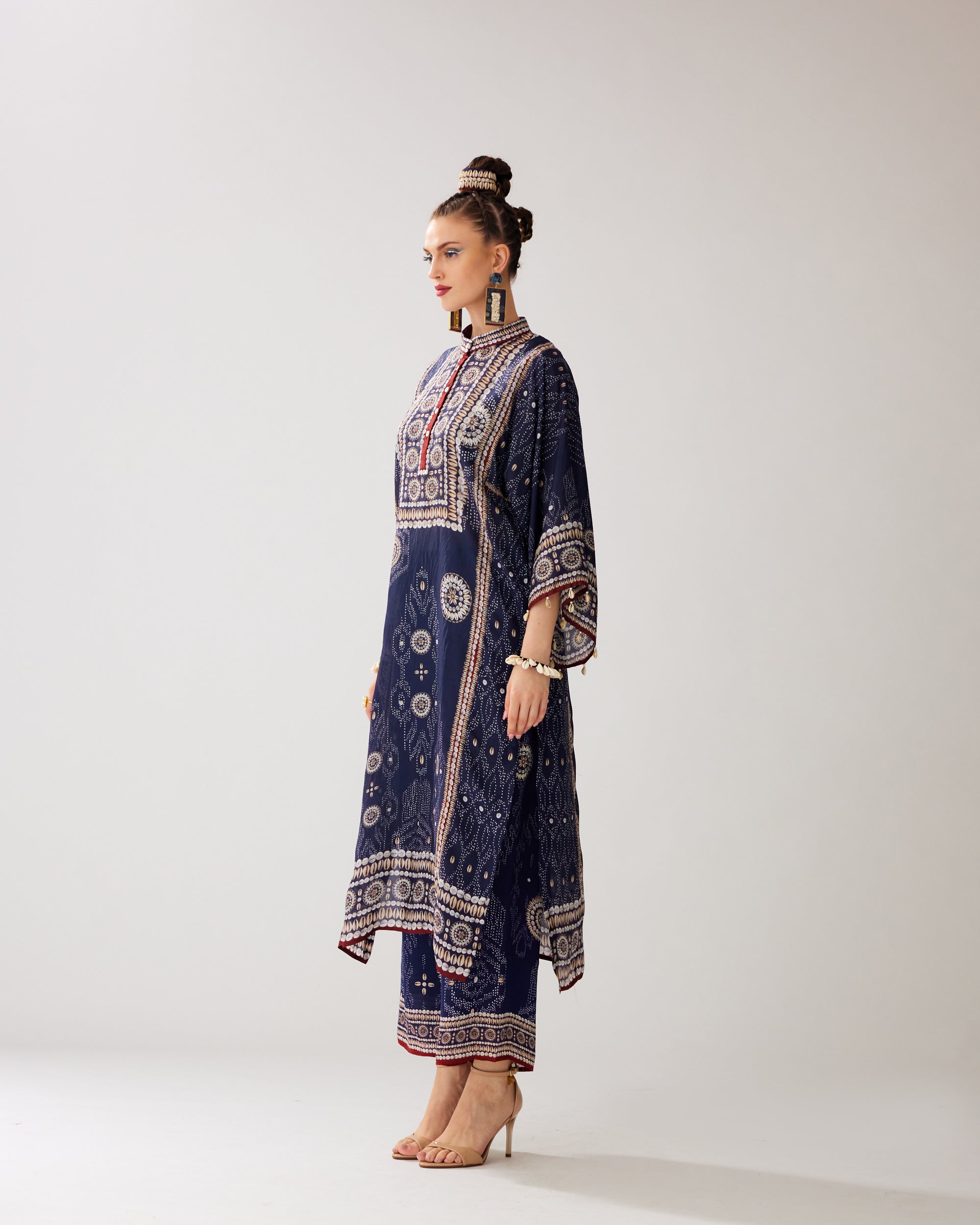 Zohra : Gayatri - Navy