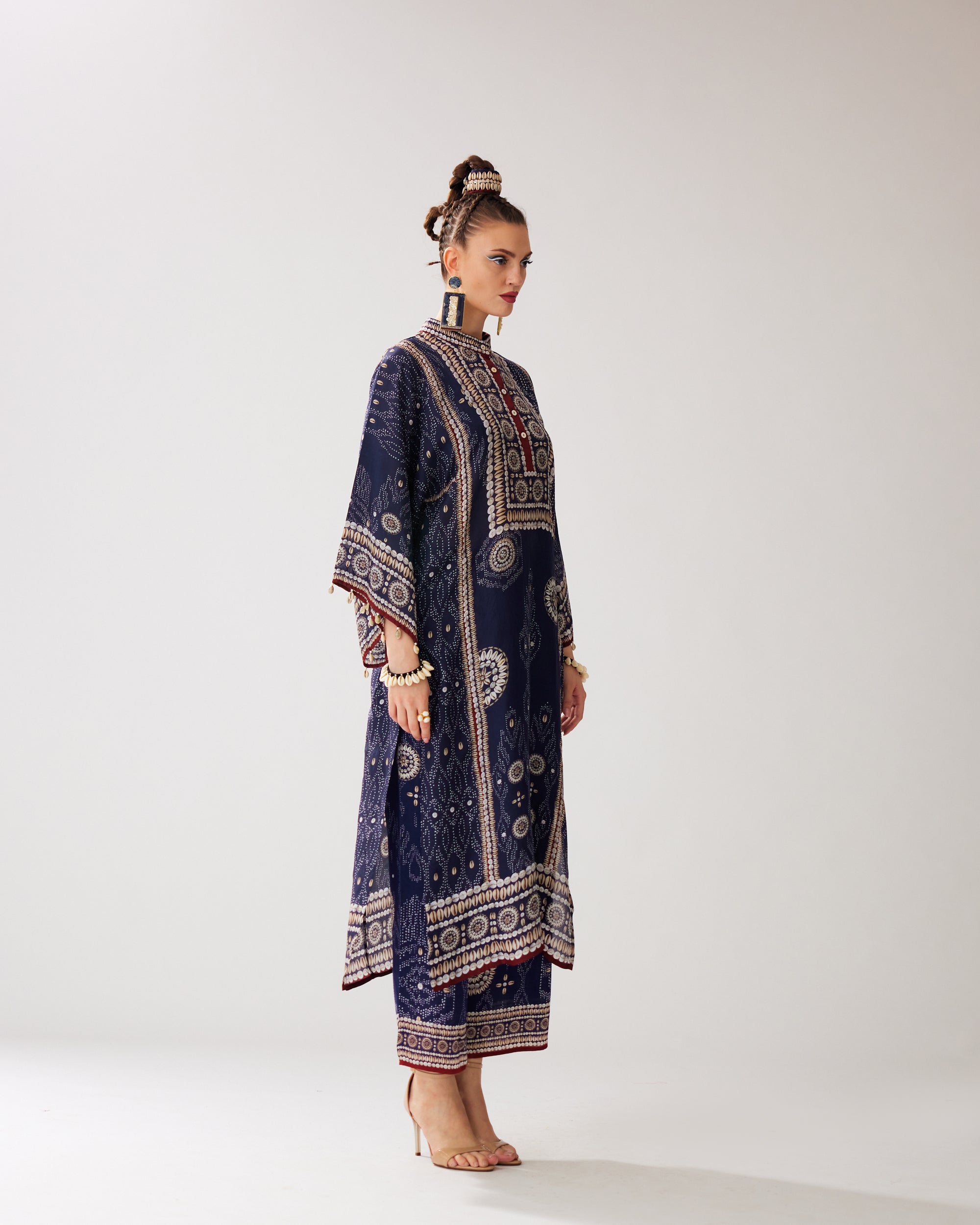 Zohra : Gayatri - Navy