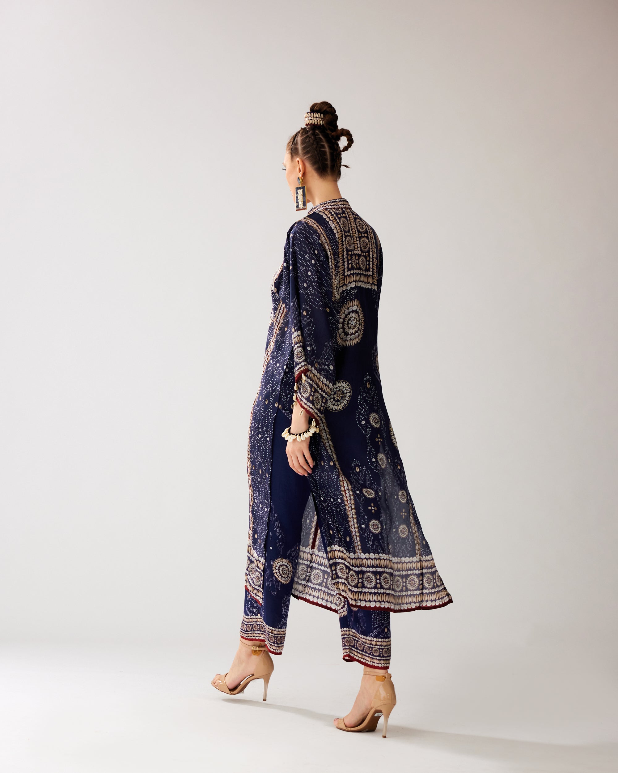 Zohra : Gayatri - Navy