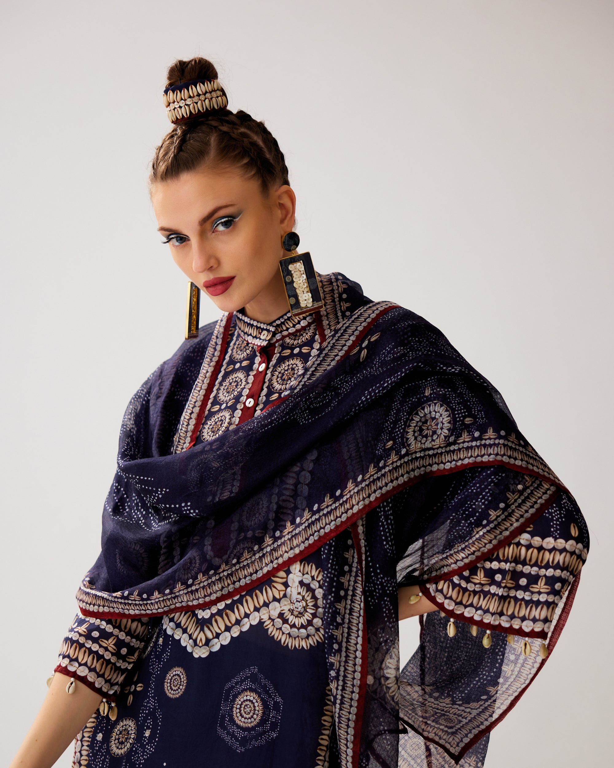 Zohra : Ghazala - Navy