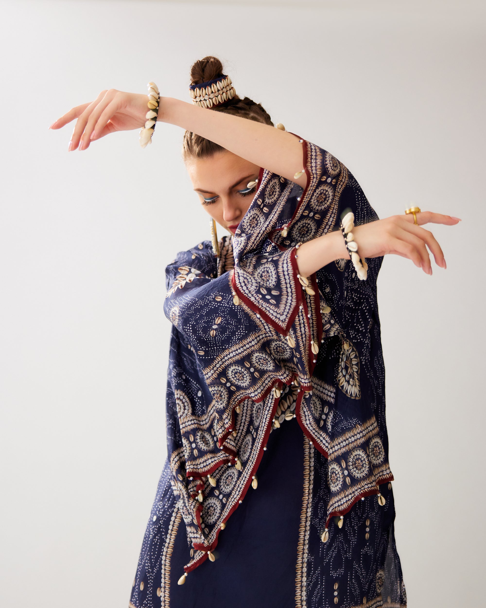 Zohra : Nylla/Salwar - Navy