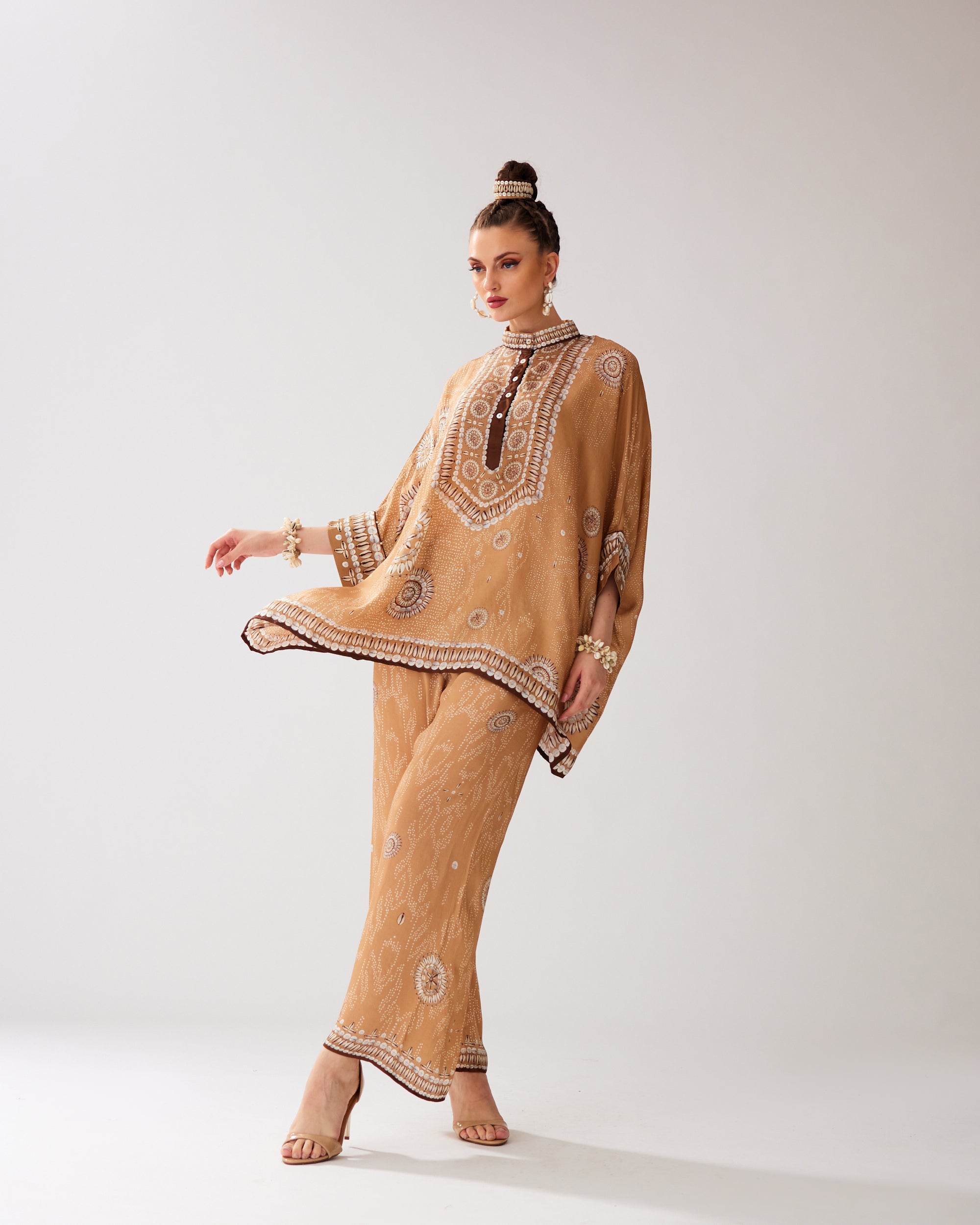 Zohra : Chanel - Caramel