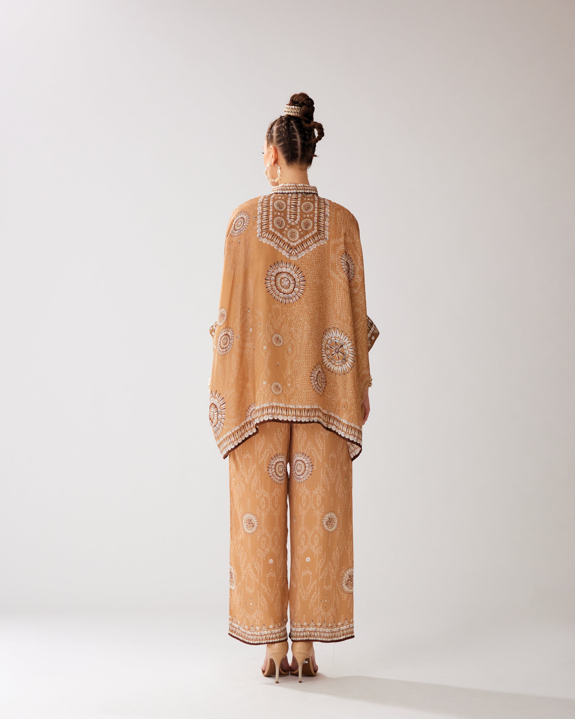 Zohra : Chanel - Caramel