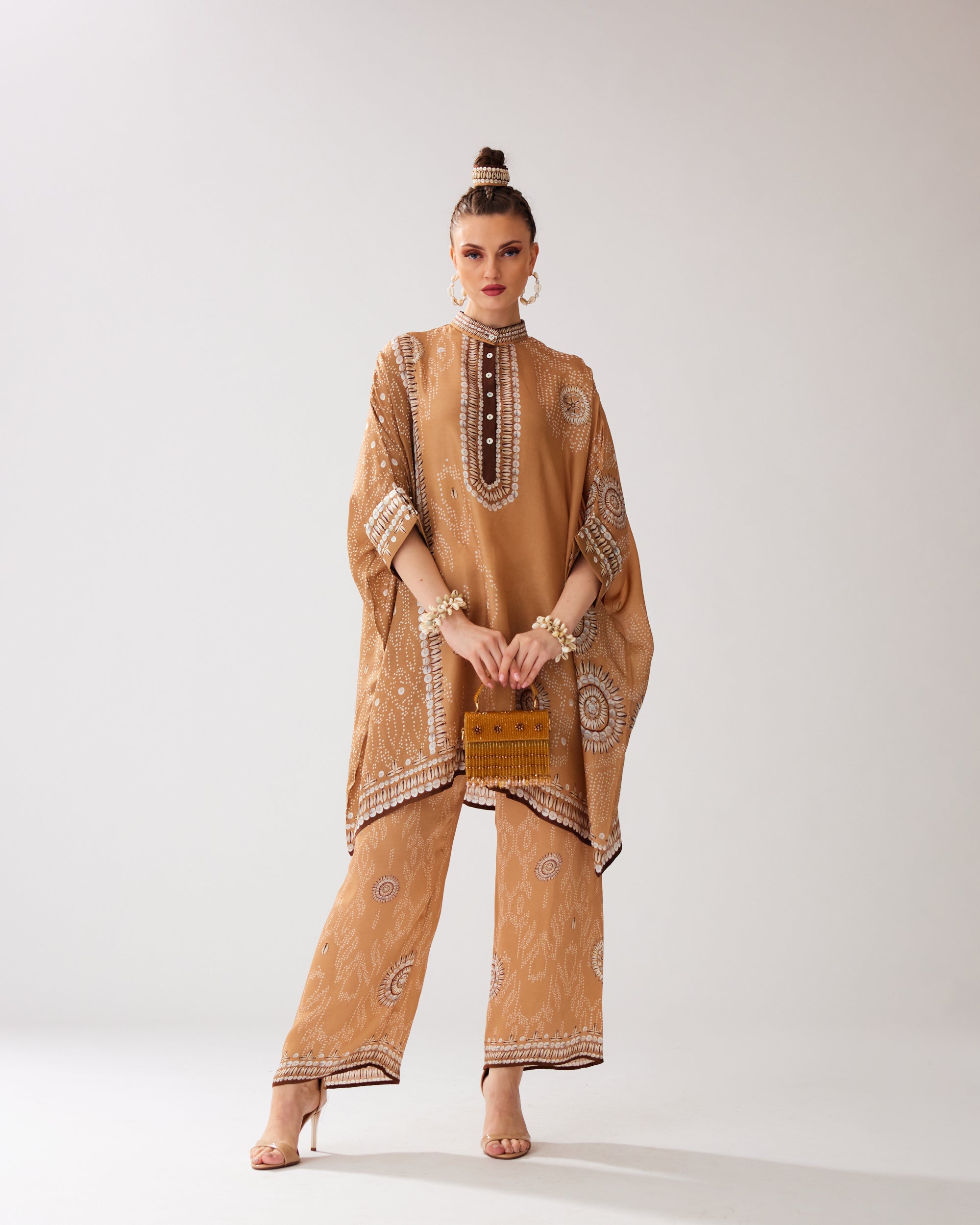 Zohra : Chanel 36" - Caramel