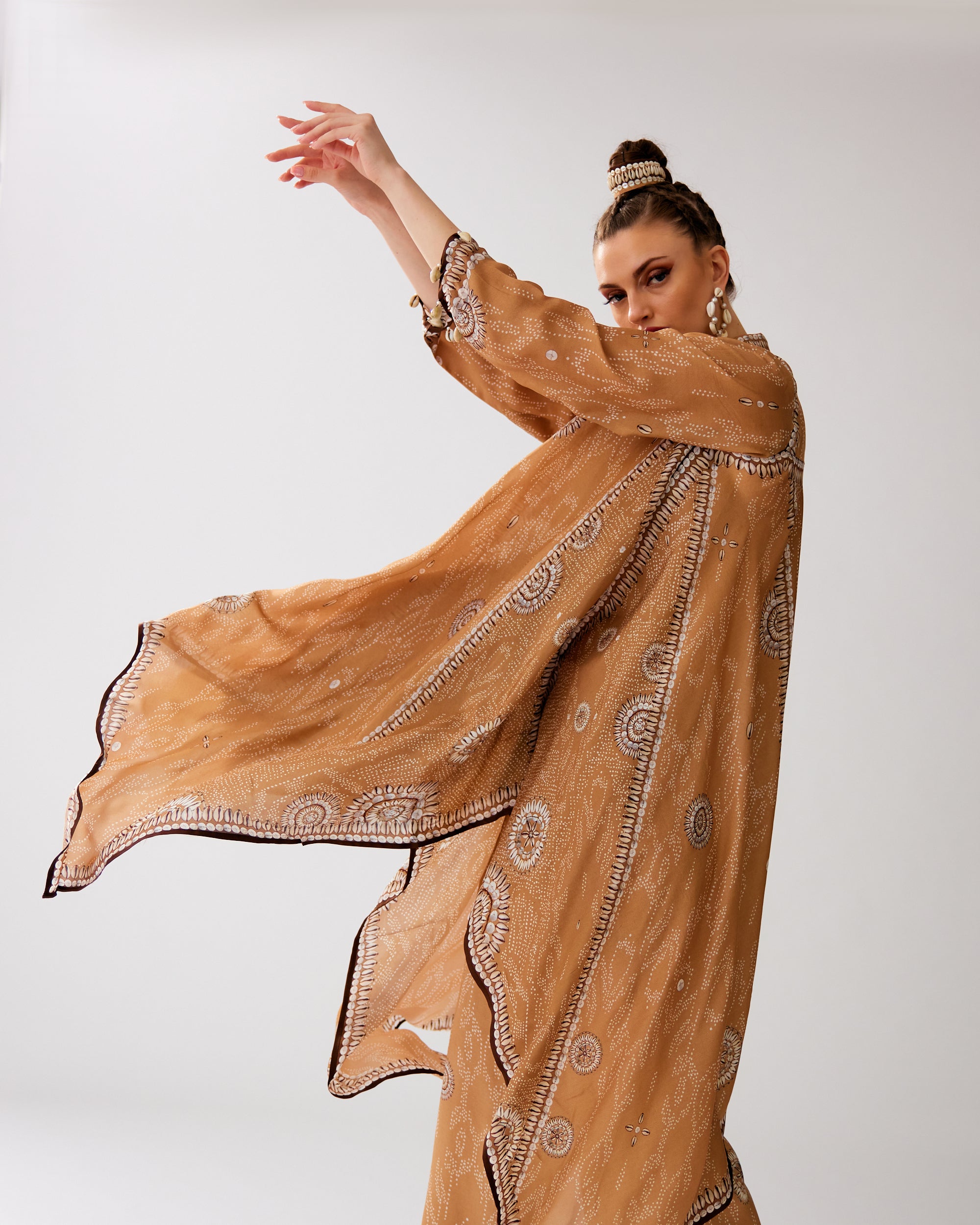 Zohra : Shibani - Caramel