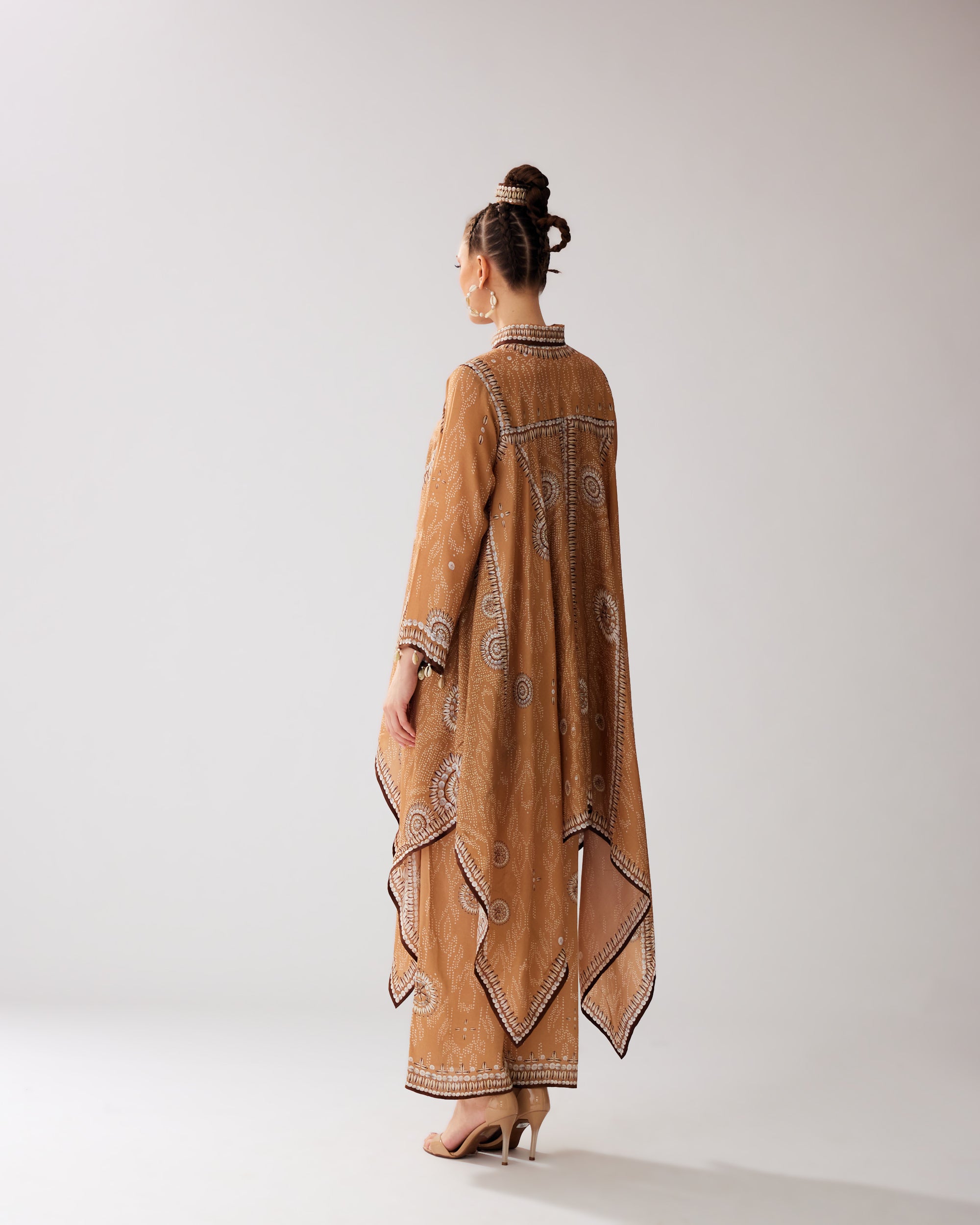 Zohra : Shibani - Caramel