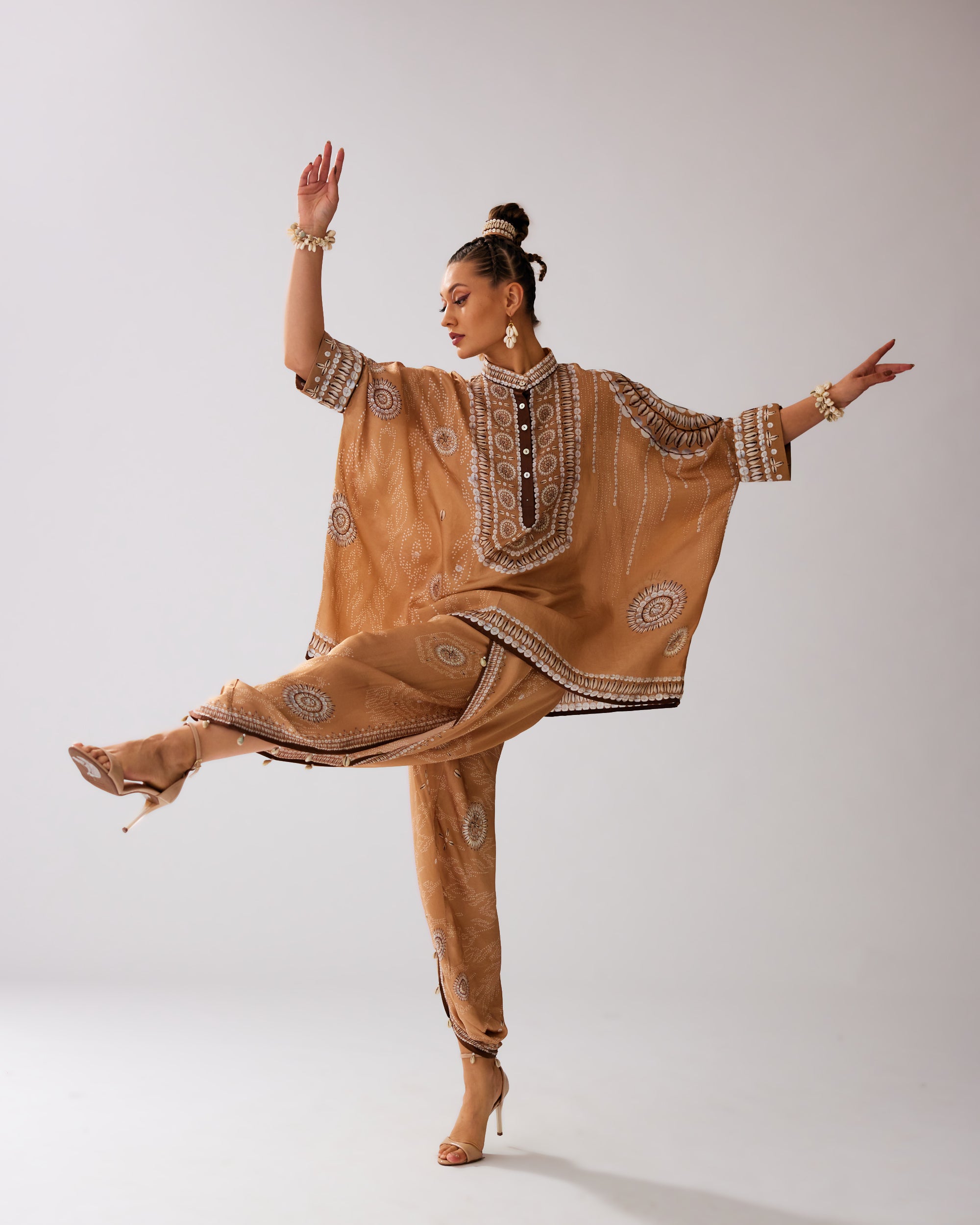 Zohra : Chanel/Sonth - Caramel