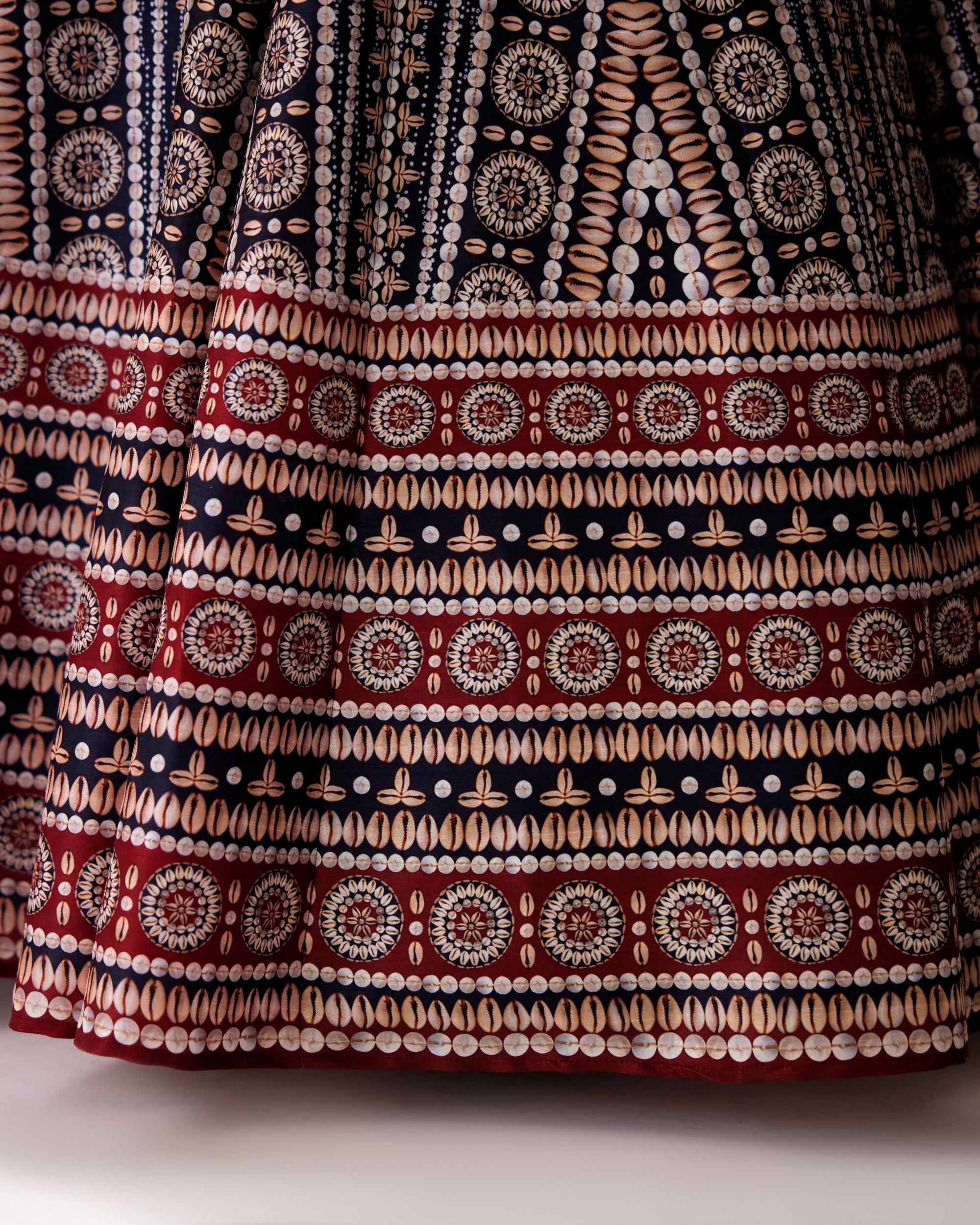 Zohra : Varsha Leela - Navy/Red