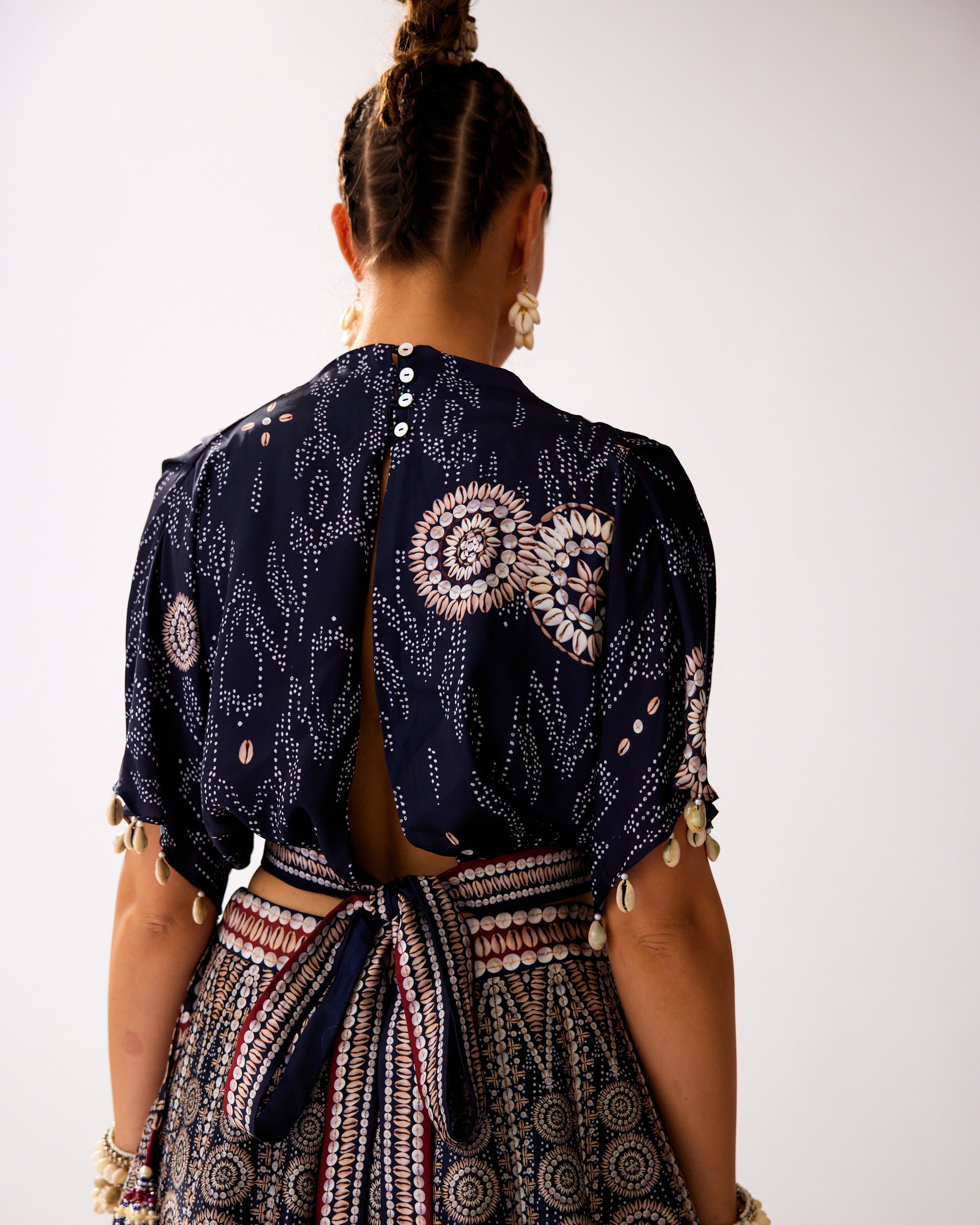 Zohra : Varsha Leela - Navy/Red