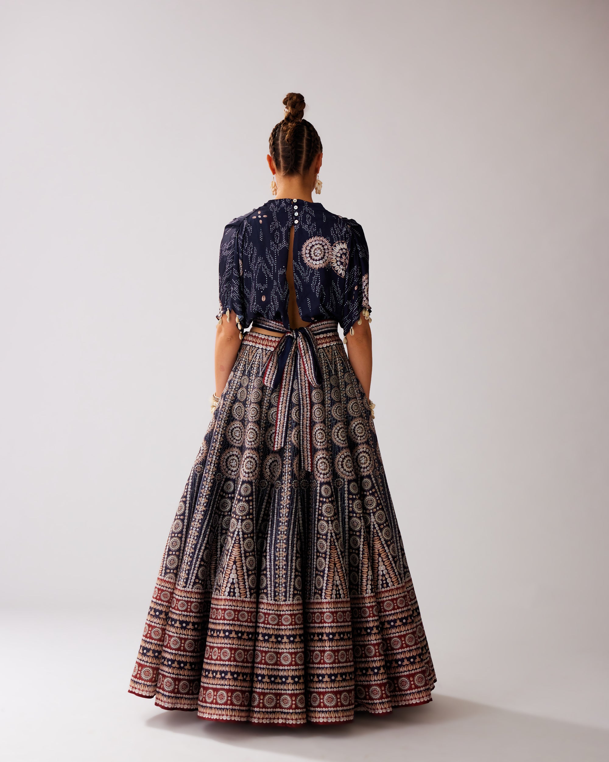 Zohra : Varsha Leela - Navy/Red