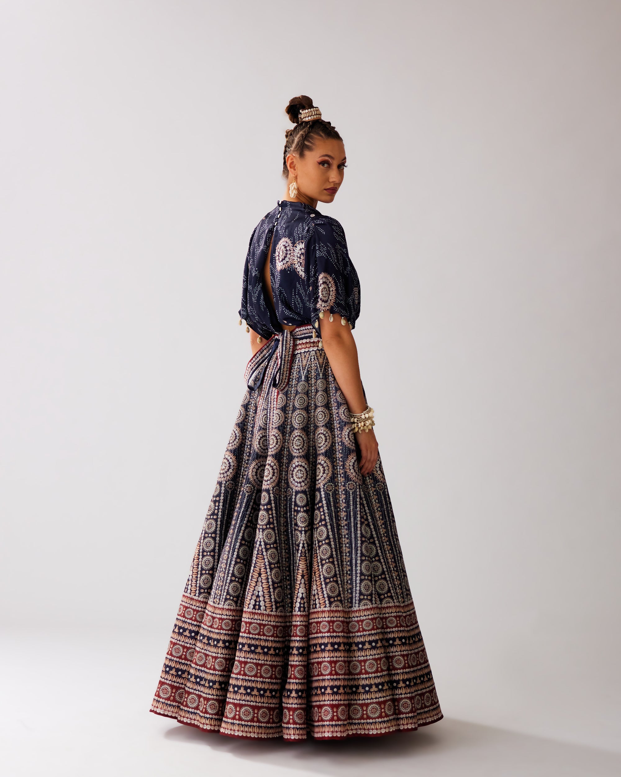 Zohra : Varsha Leela - Navy/Red