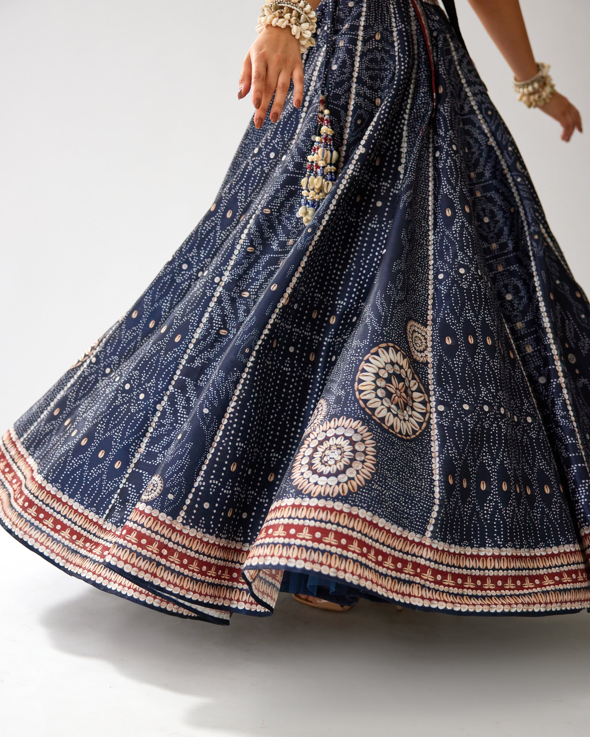Zohra : Varsha Leela - Navy