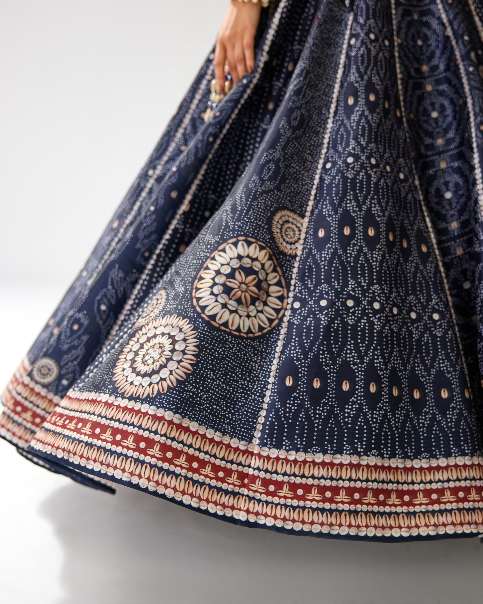Zohra : Varsha Leela - Navy