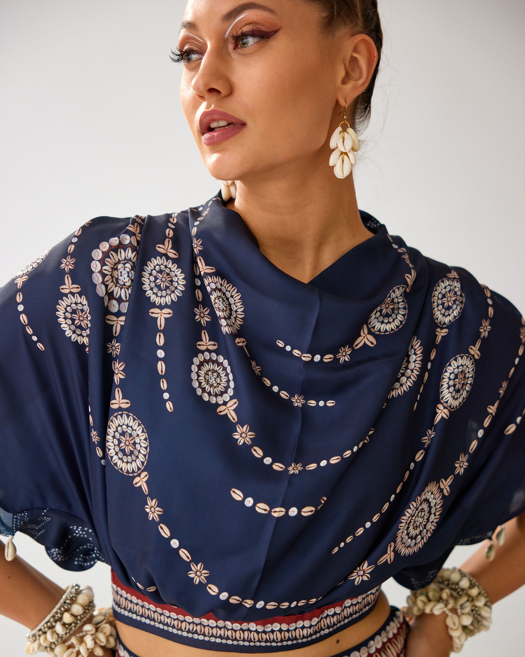 Zohra : Varsha Leela - Navy